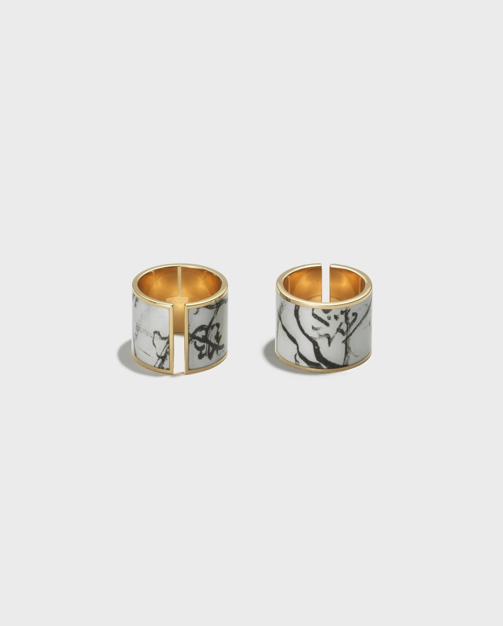 NanoMuseum ring Etel Adnan - view 5 - Dauphin
