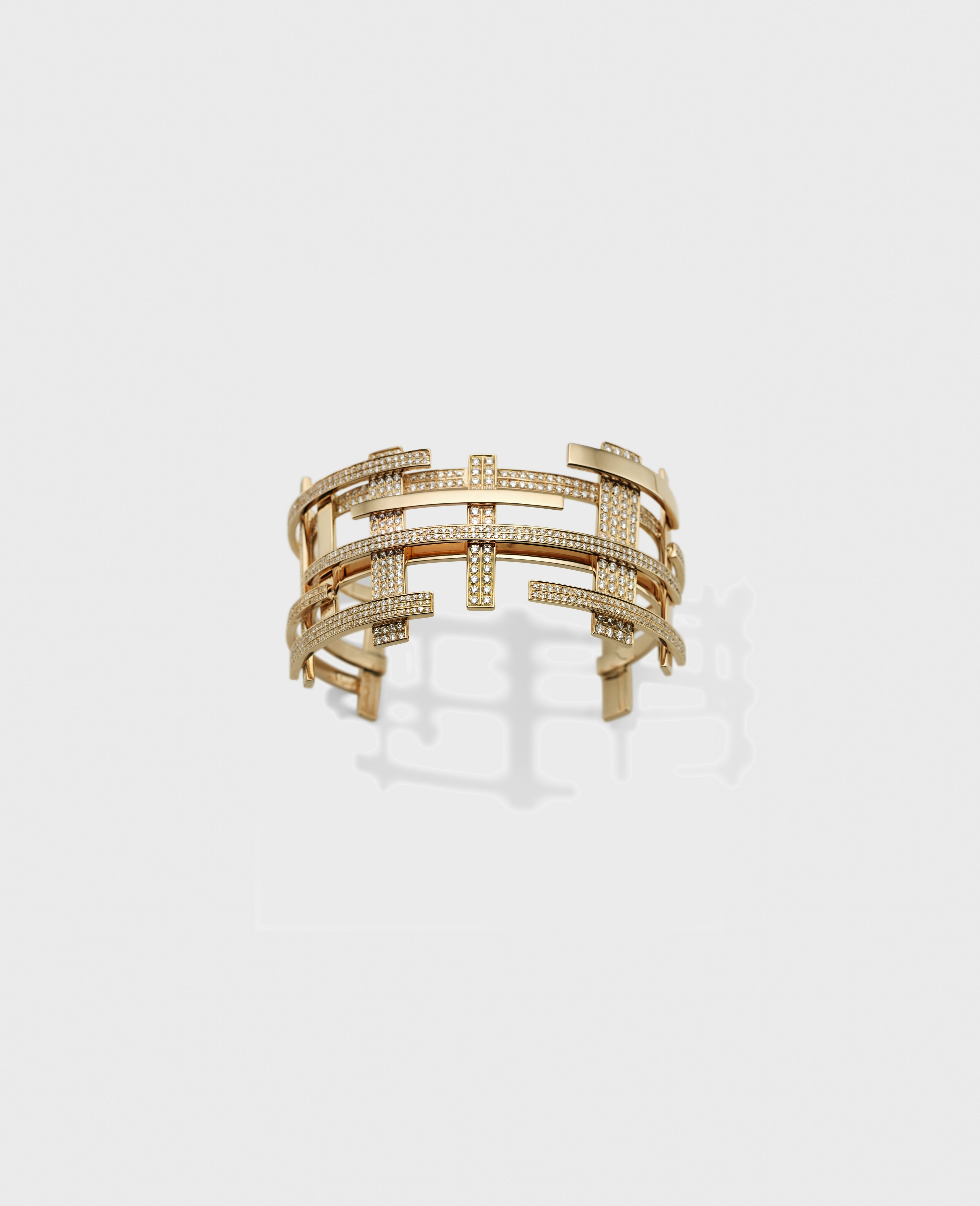 Collection II cuff Yellow Gold