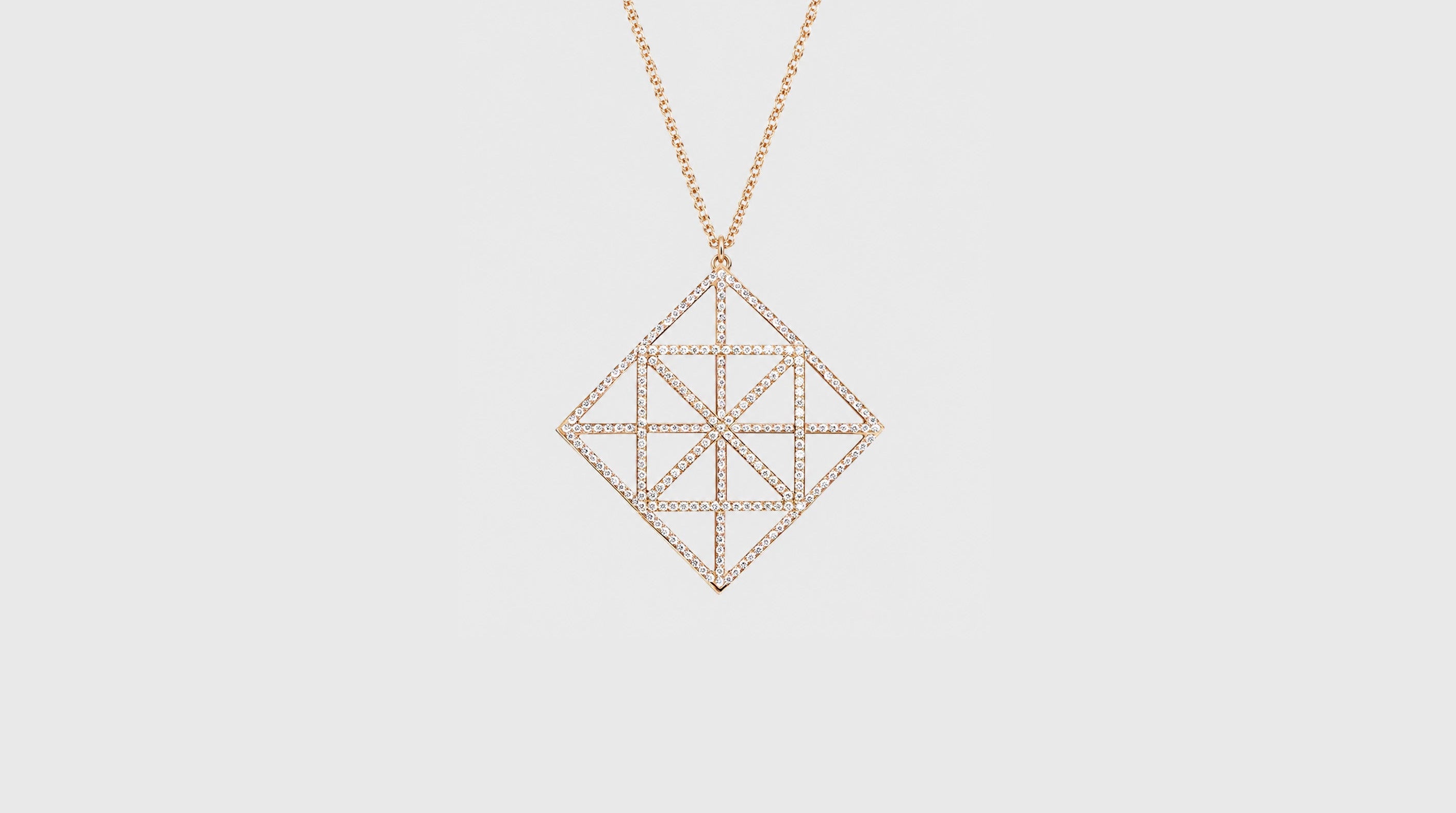 COLLECTION I NECKLACE