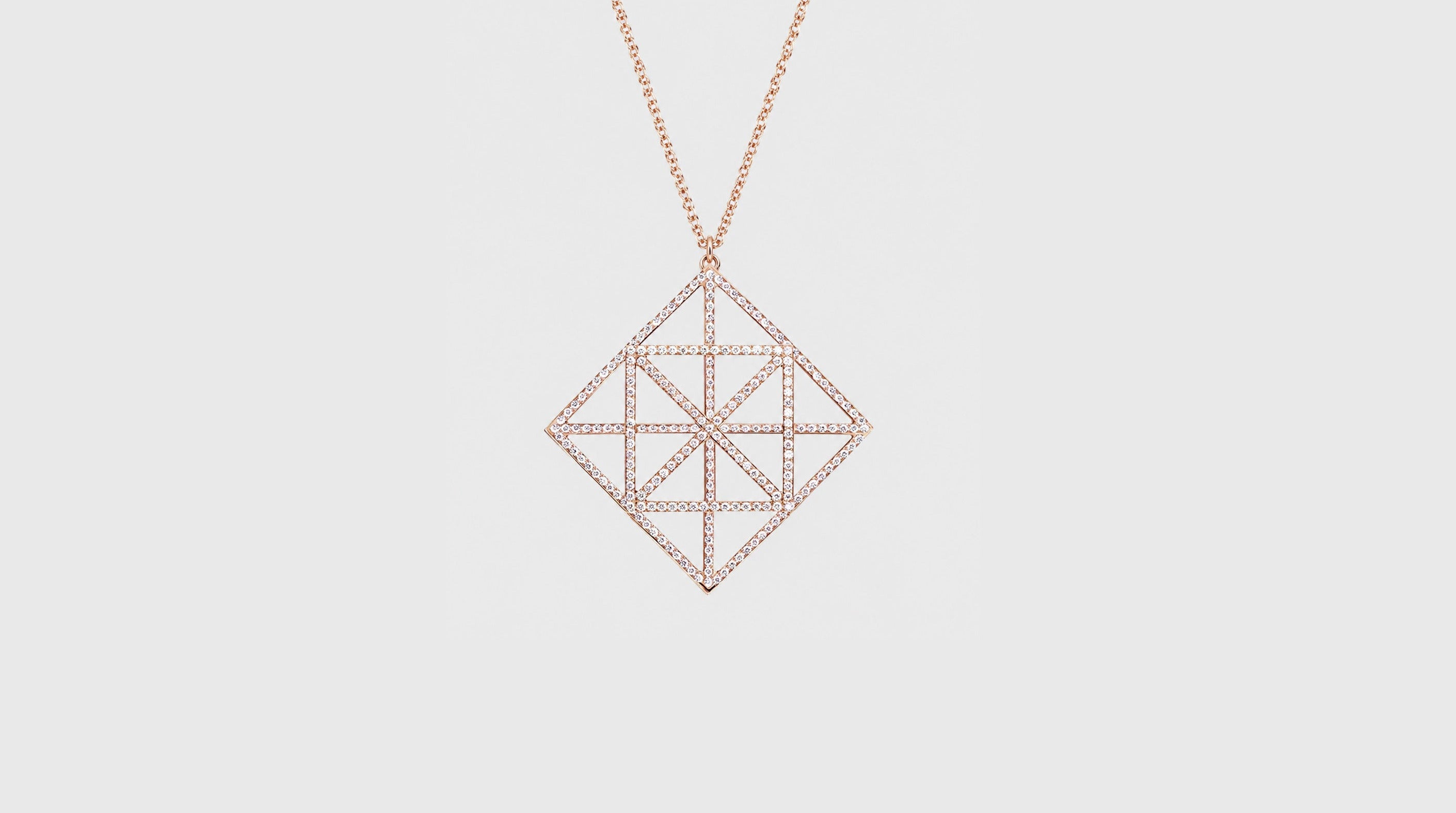 COLLECTION I NECKLACE