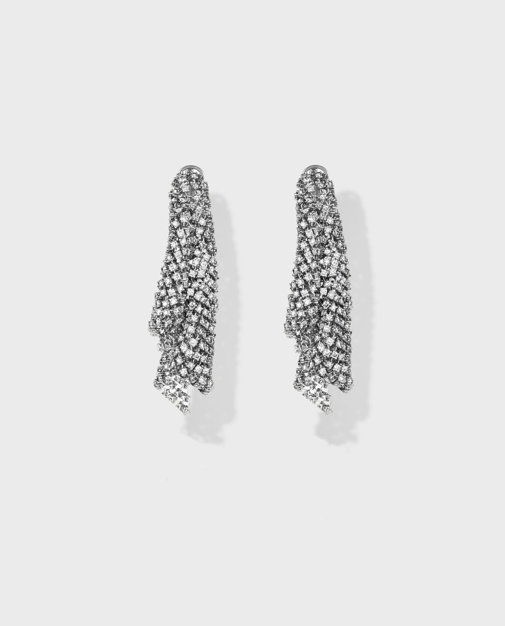 Fluid earrings large - view 6 - Dauphin