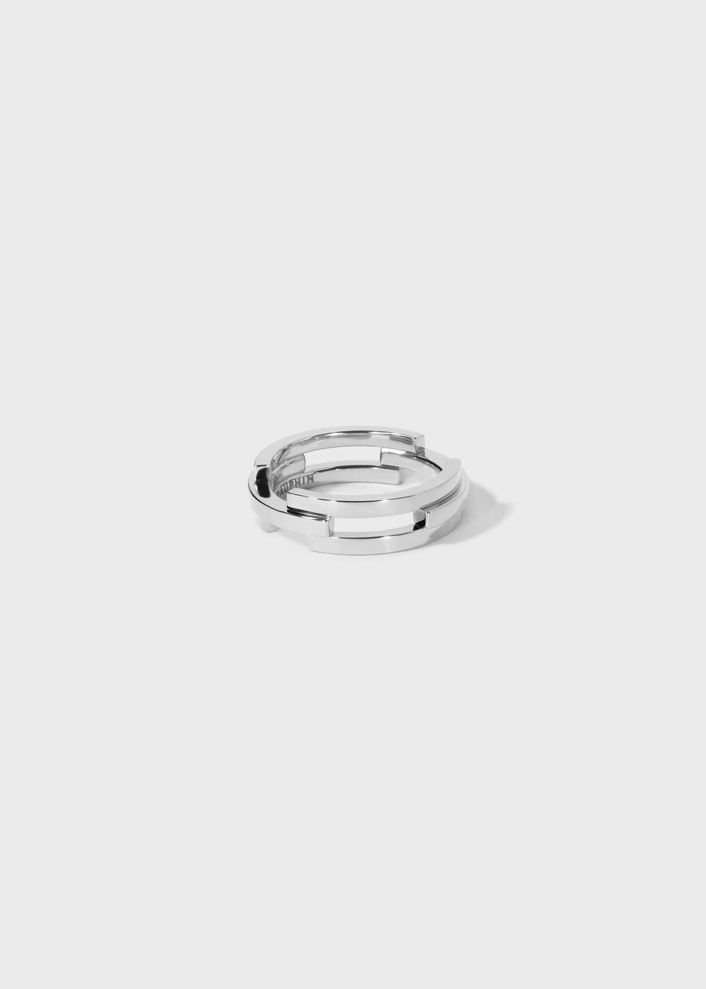 Volume ring White Gold