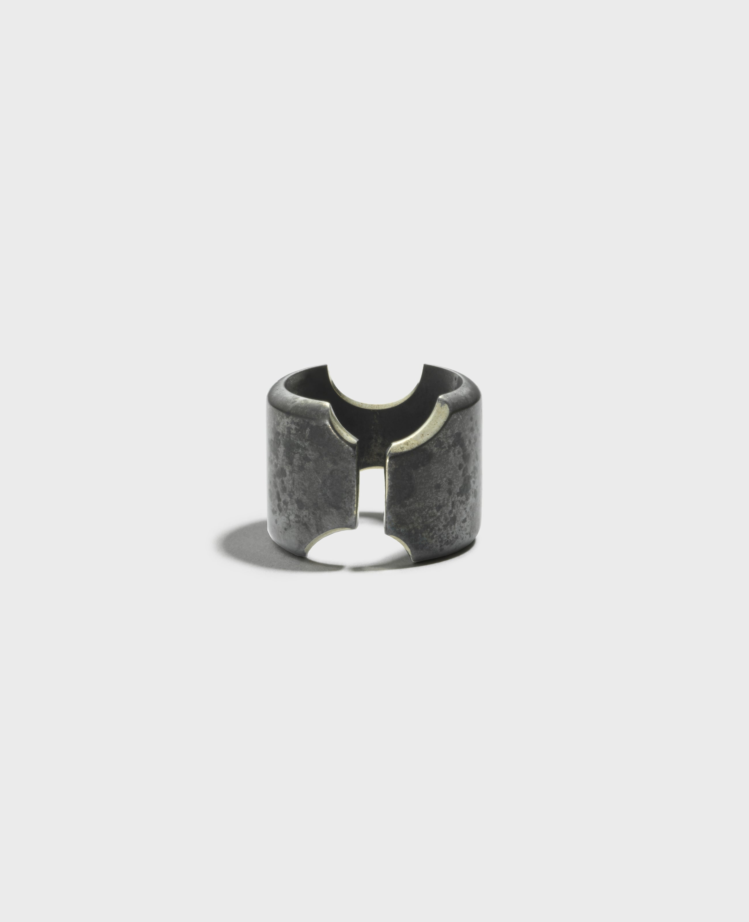 NanoMuseum ring Martino Gamper - Dauphin