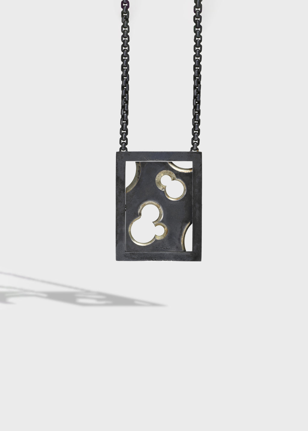 NanoMuseum necklace Martino Gamper - Dauphin