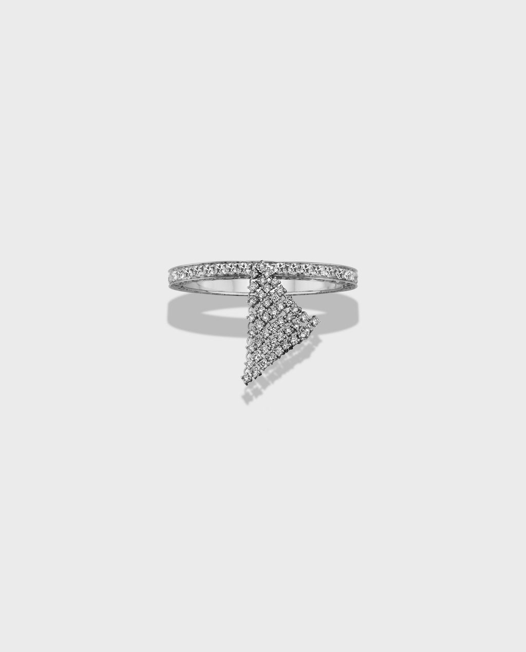 Fluid ring White Gold