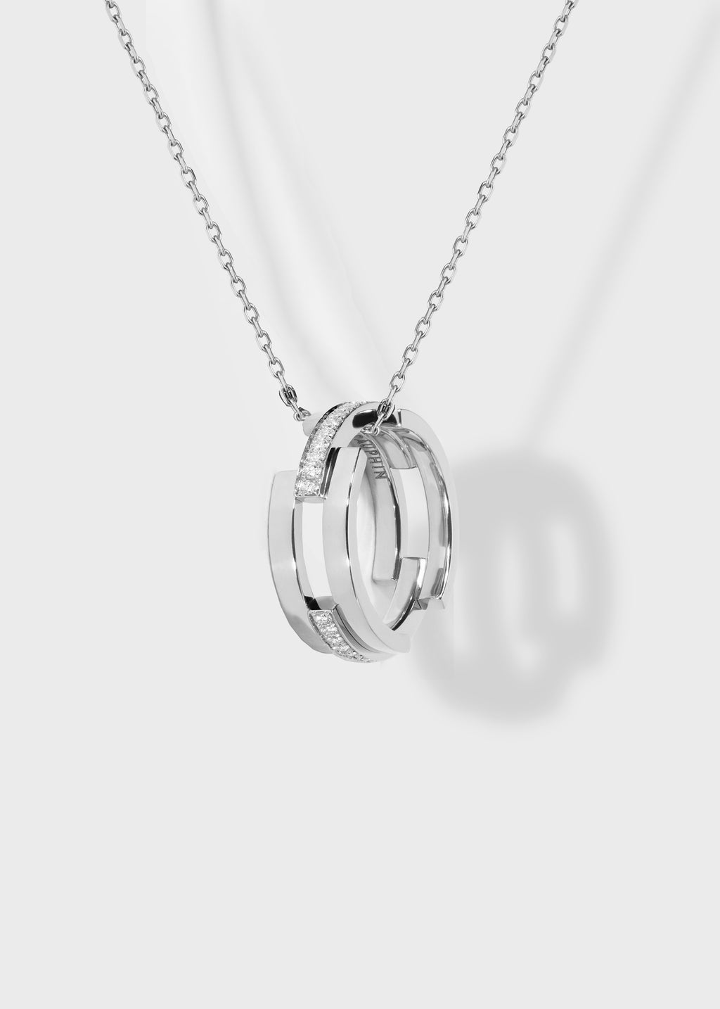 Volume pendant White Gold
