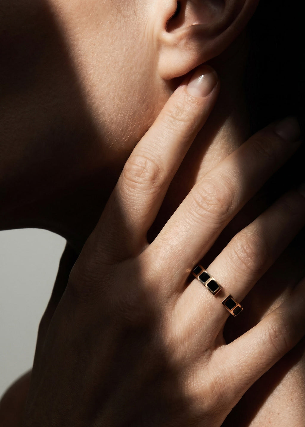 Monument ring small