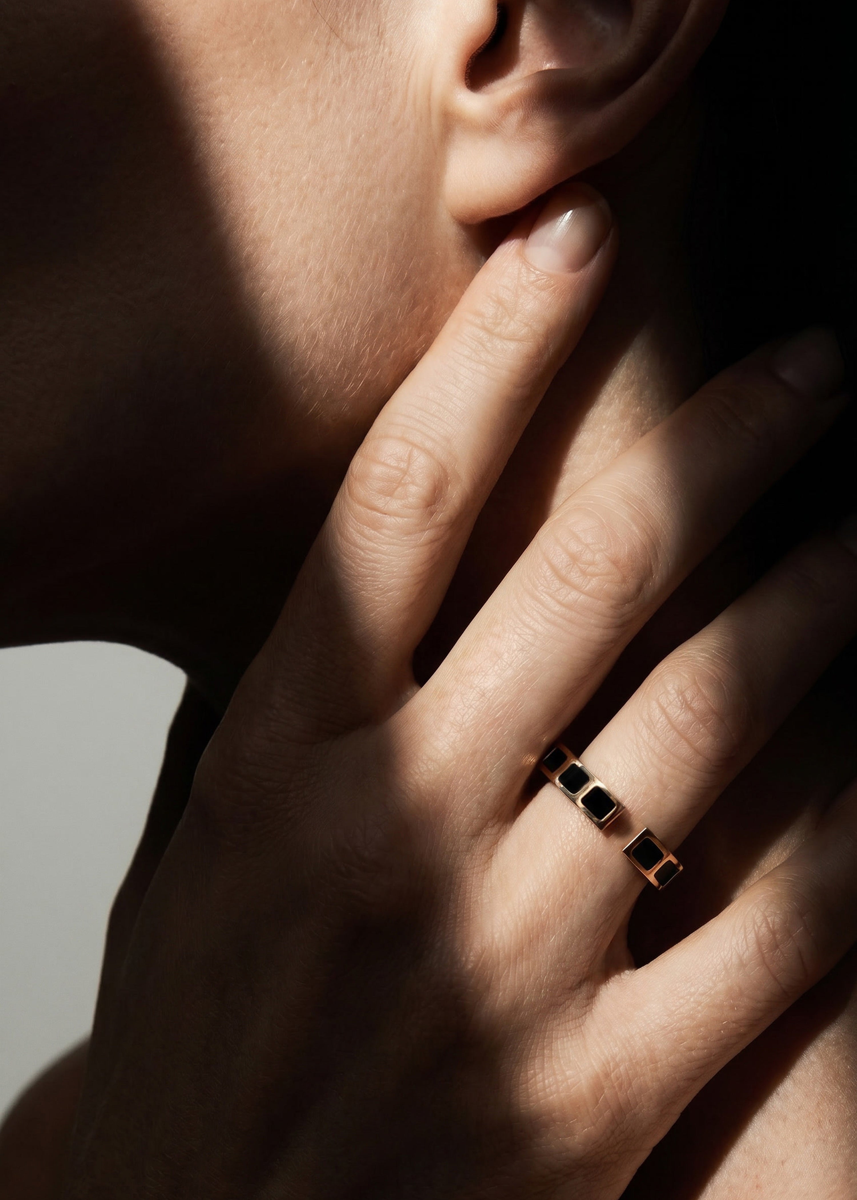 Monument ring small