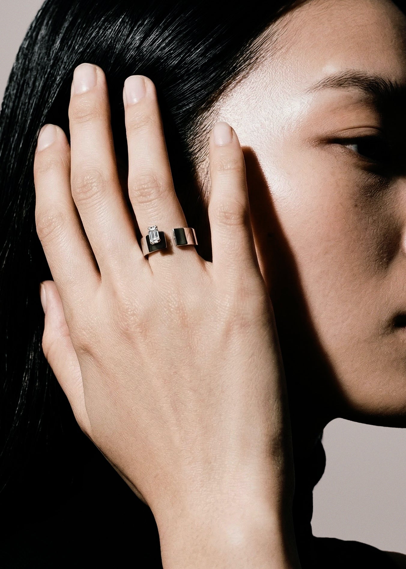Disruptive ring medium