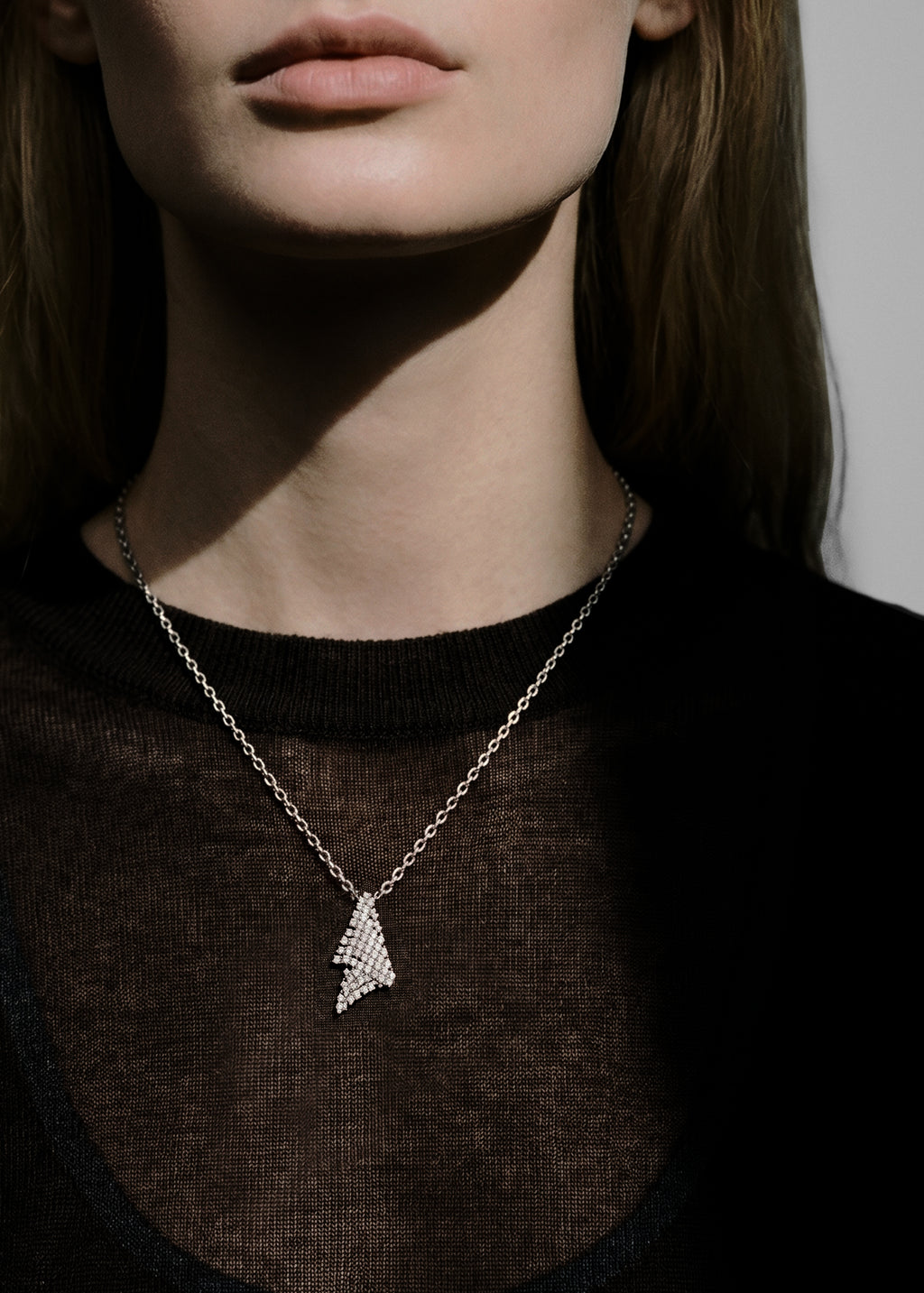 FLUID PENDANT