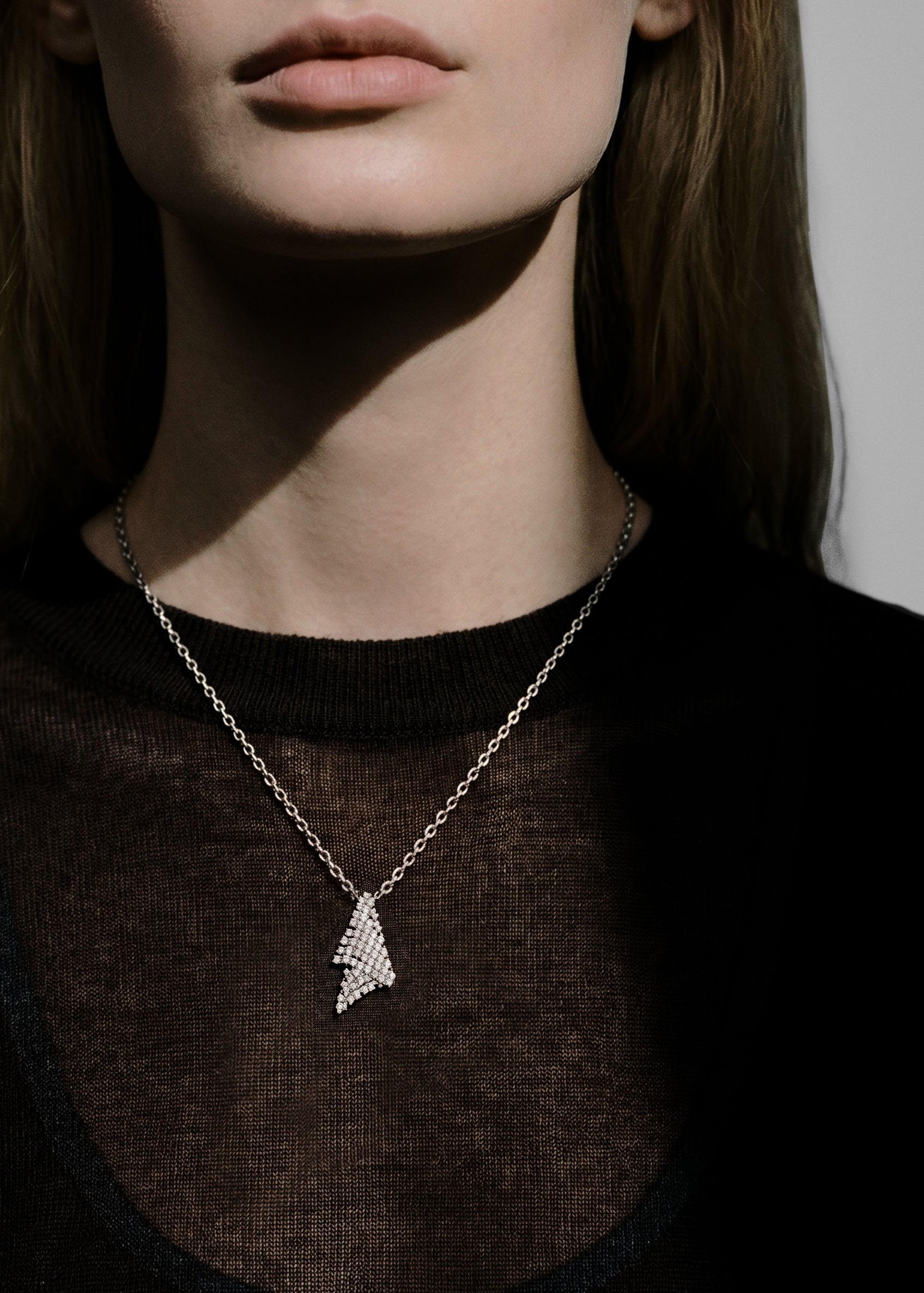 FLUID PENDANT