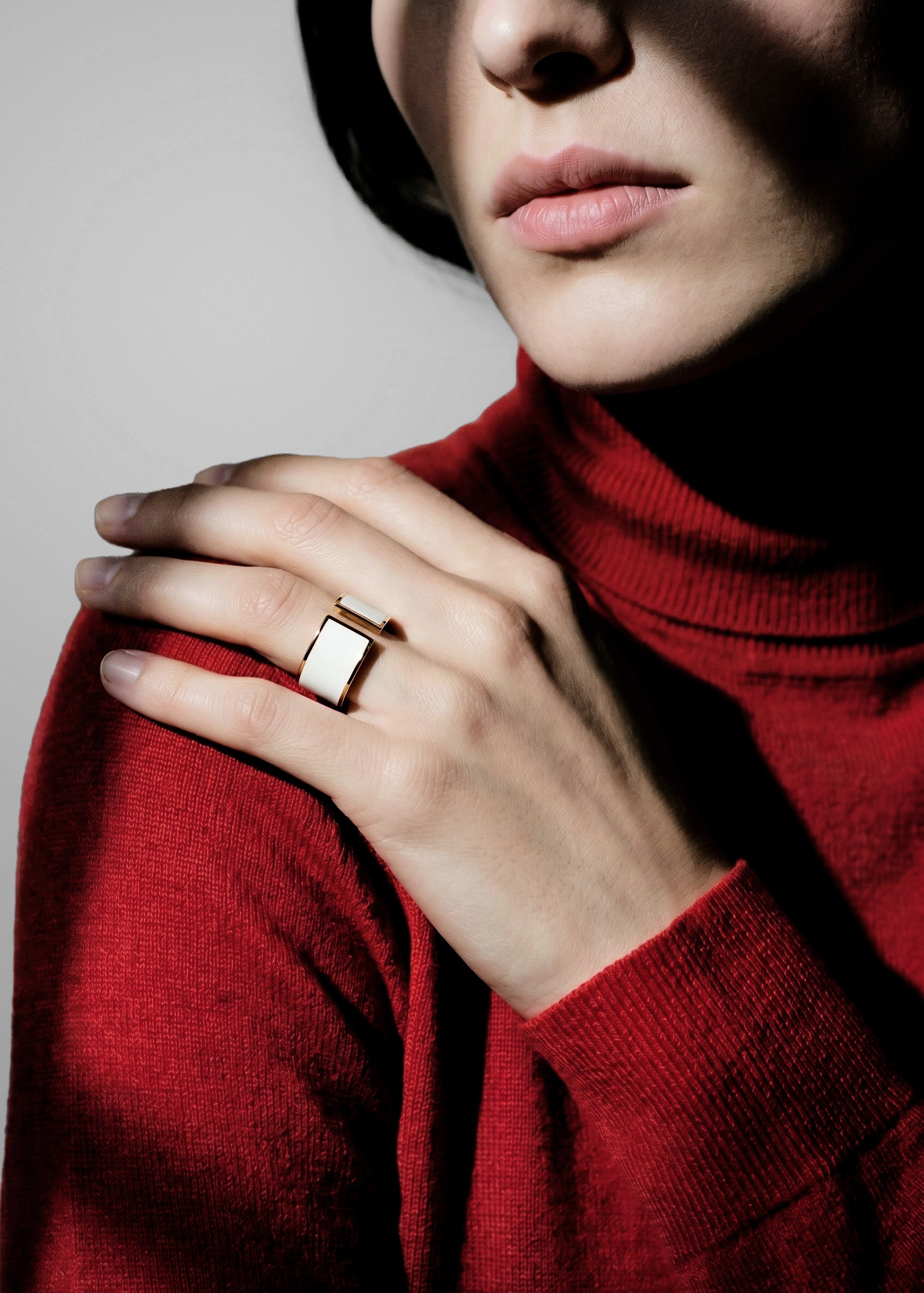 Monument ring medium
