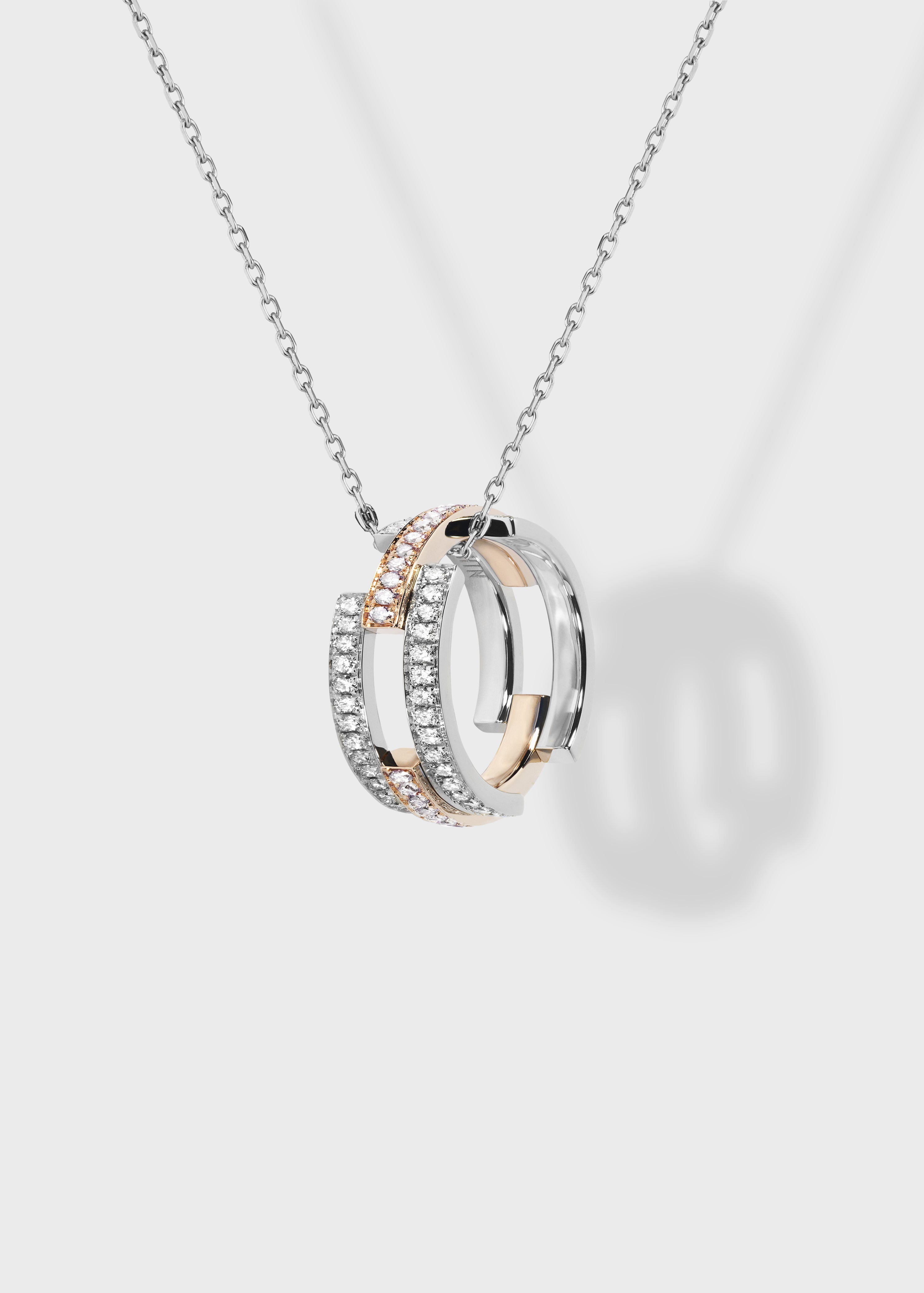 Volume pendant White Gold