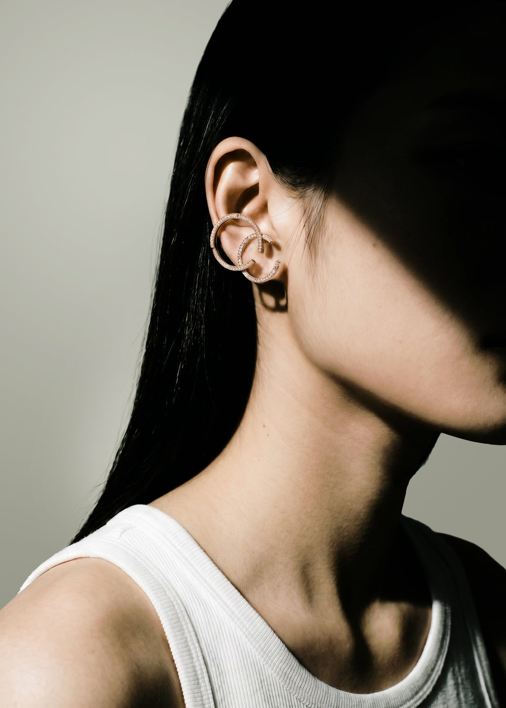 VOLUME EARRING MONO