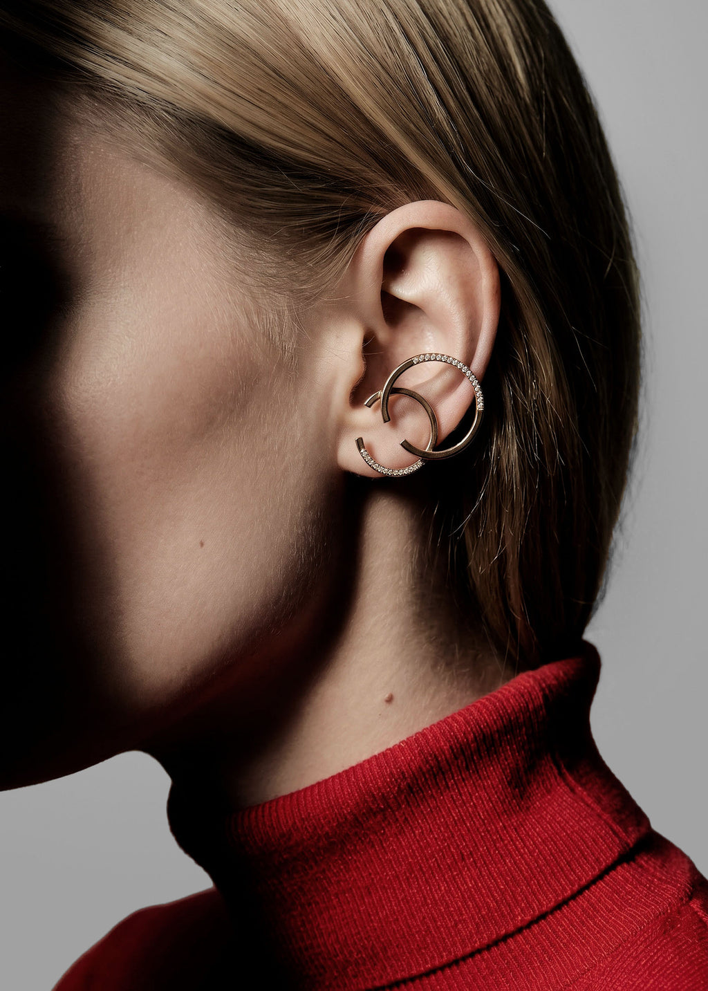 Volume earring Mono