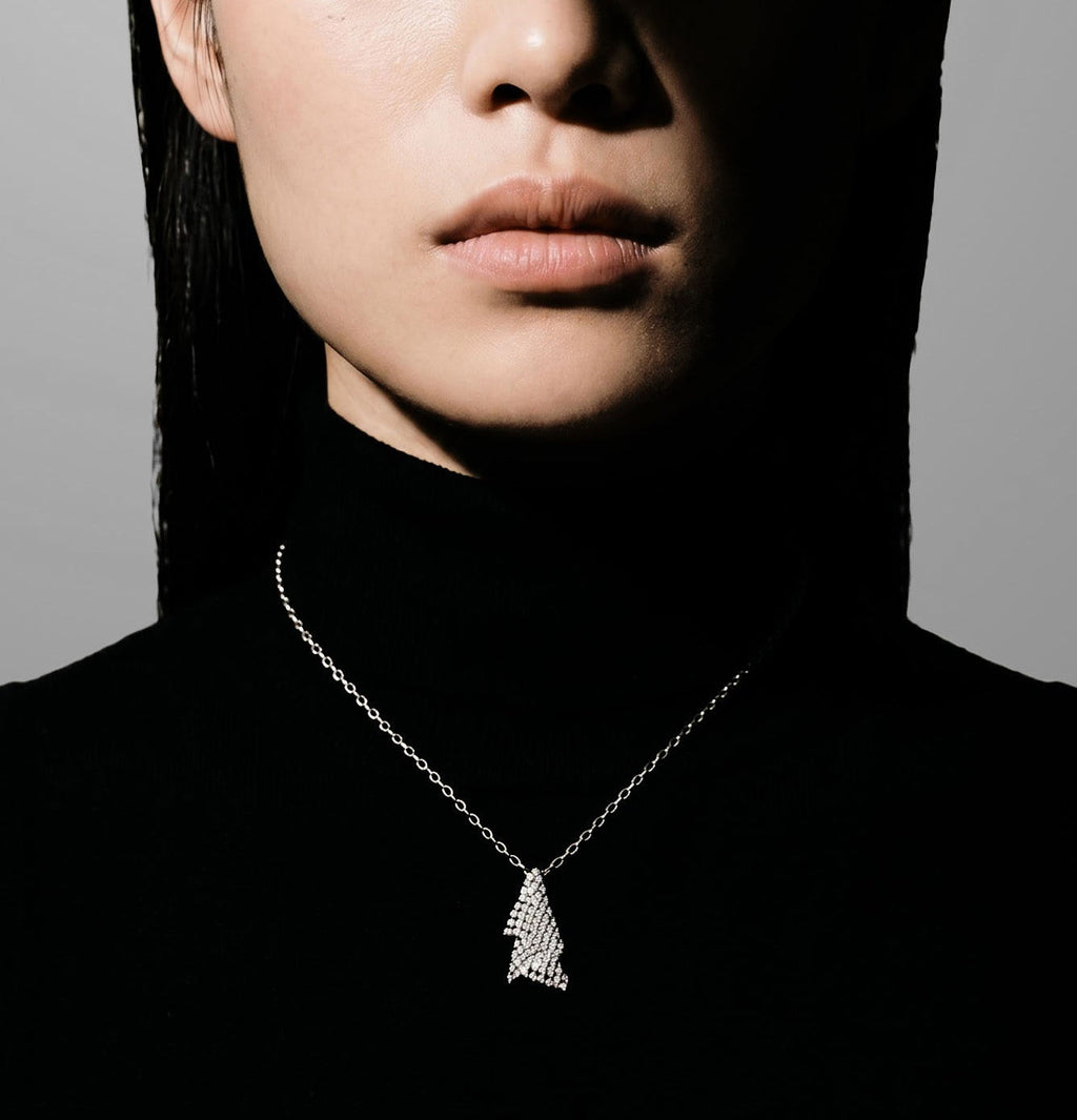 Fluid pendant