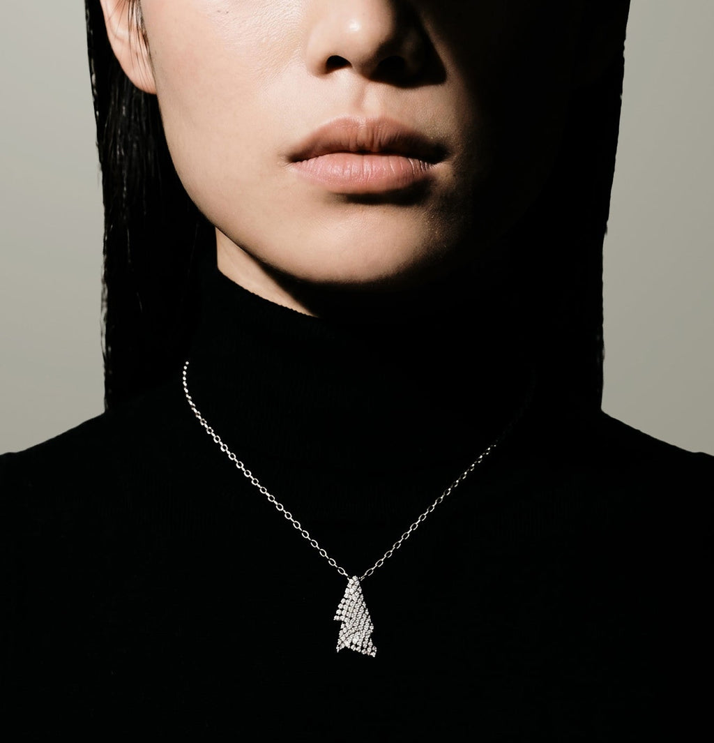 Fluid pendant