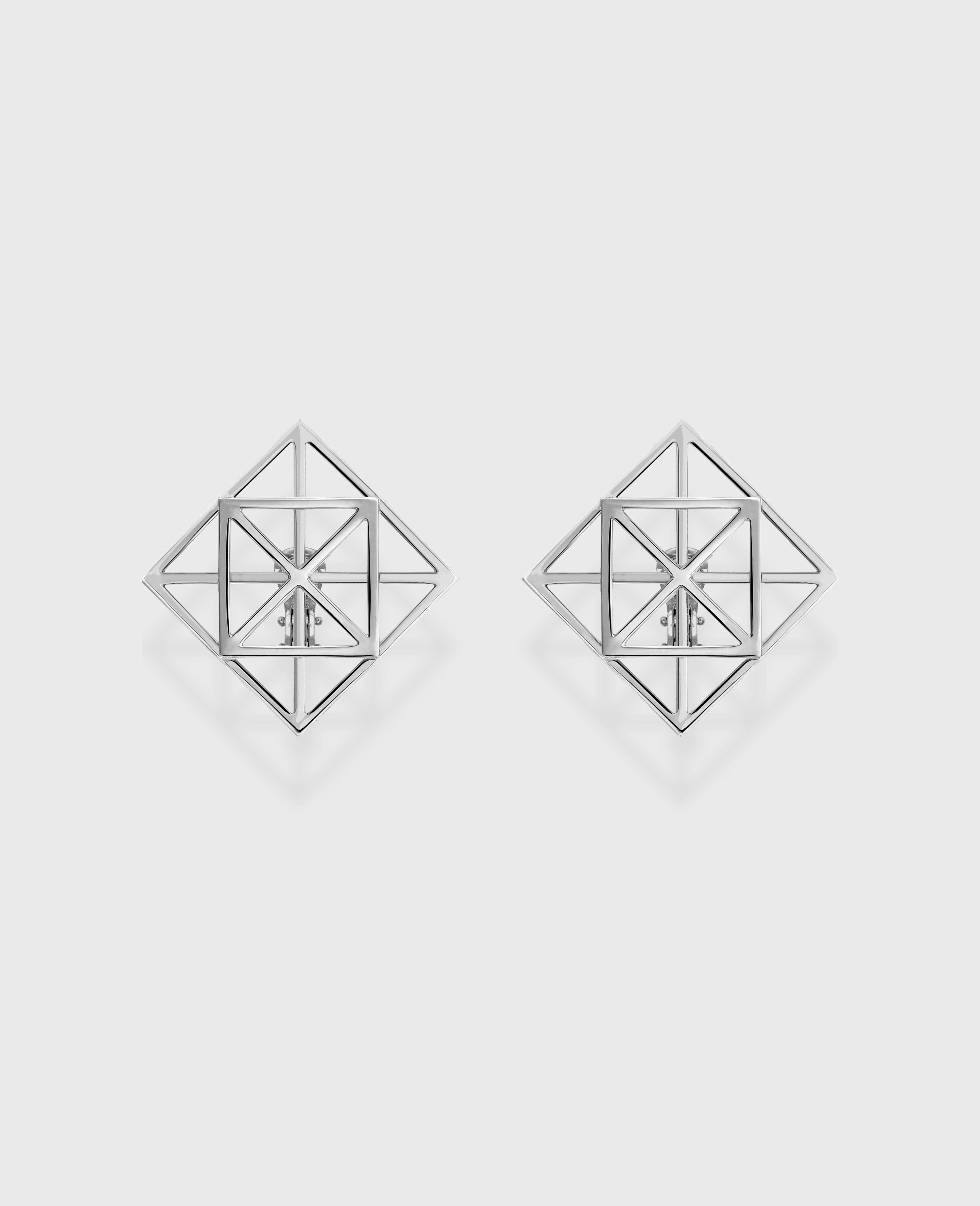 Collection I pair of earrings White Gold