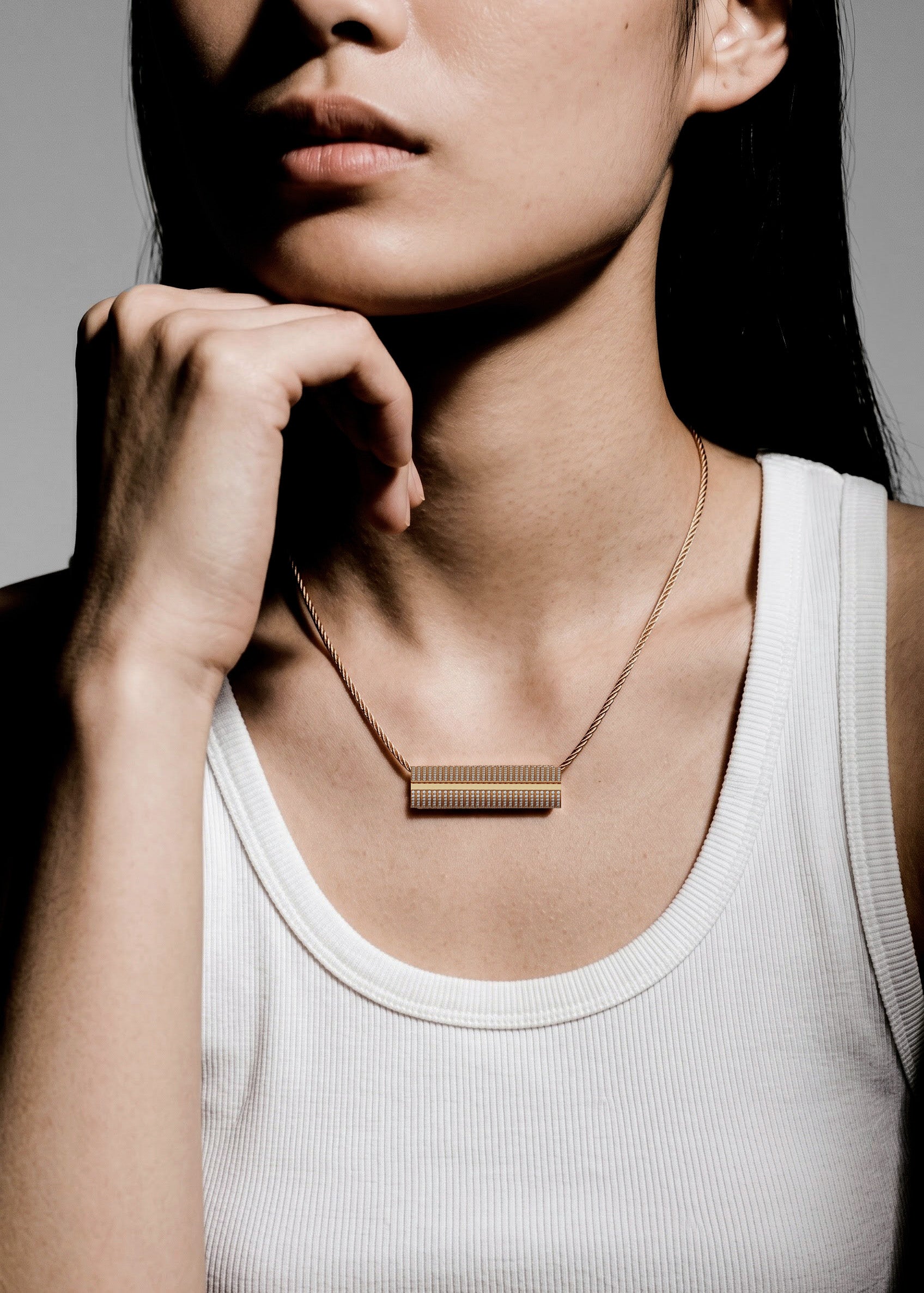 Monument necklace large