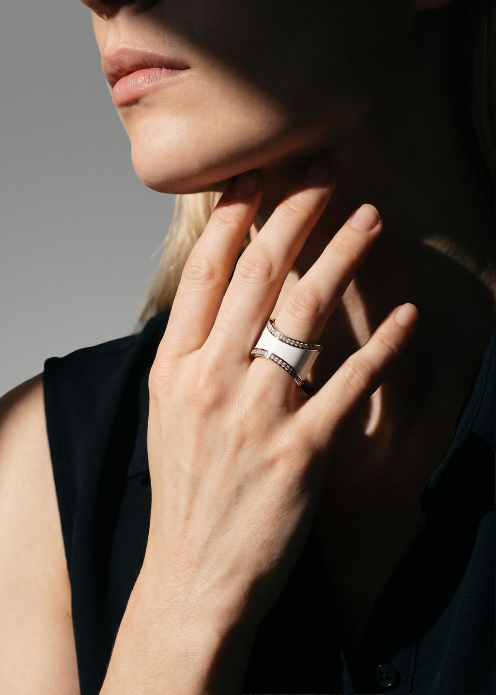 Serpentine ring small