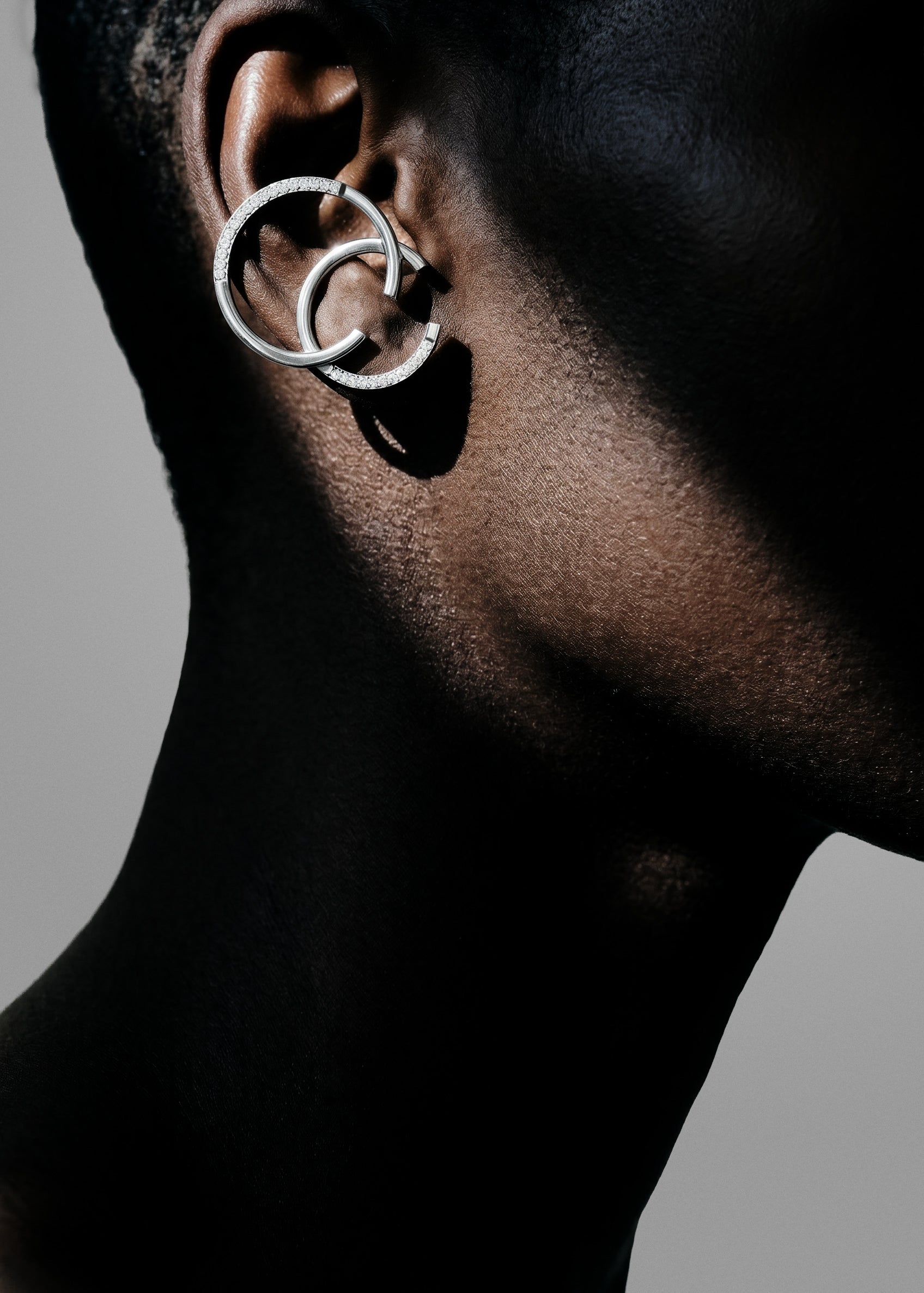 Volume earring Mono