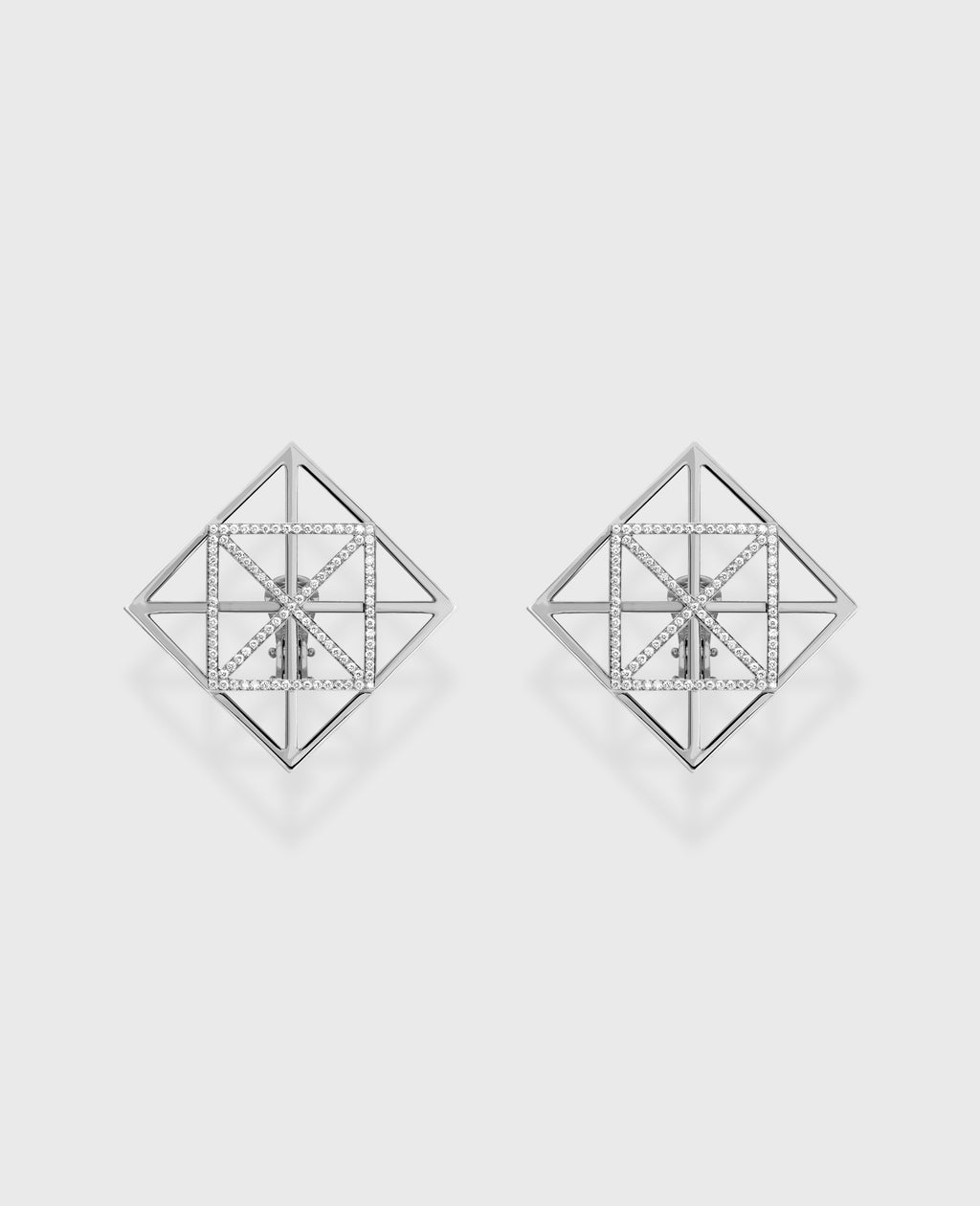 Collection I pair of earrings White Gold