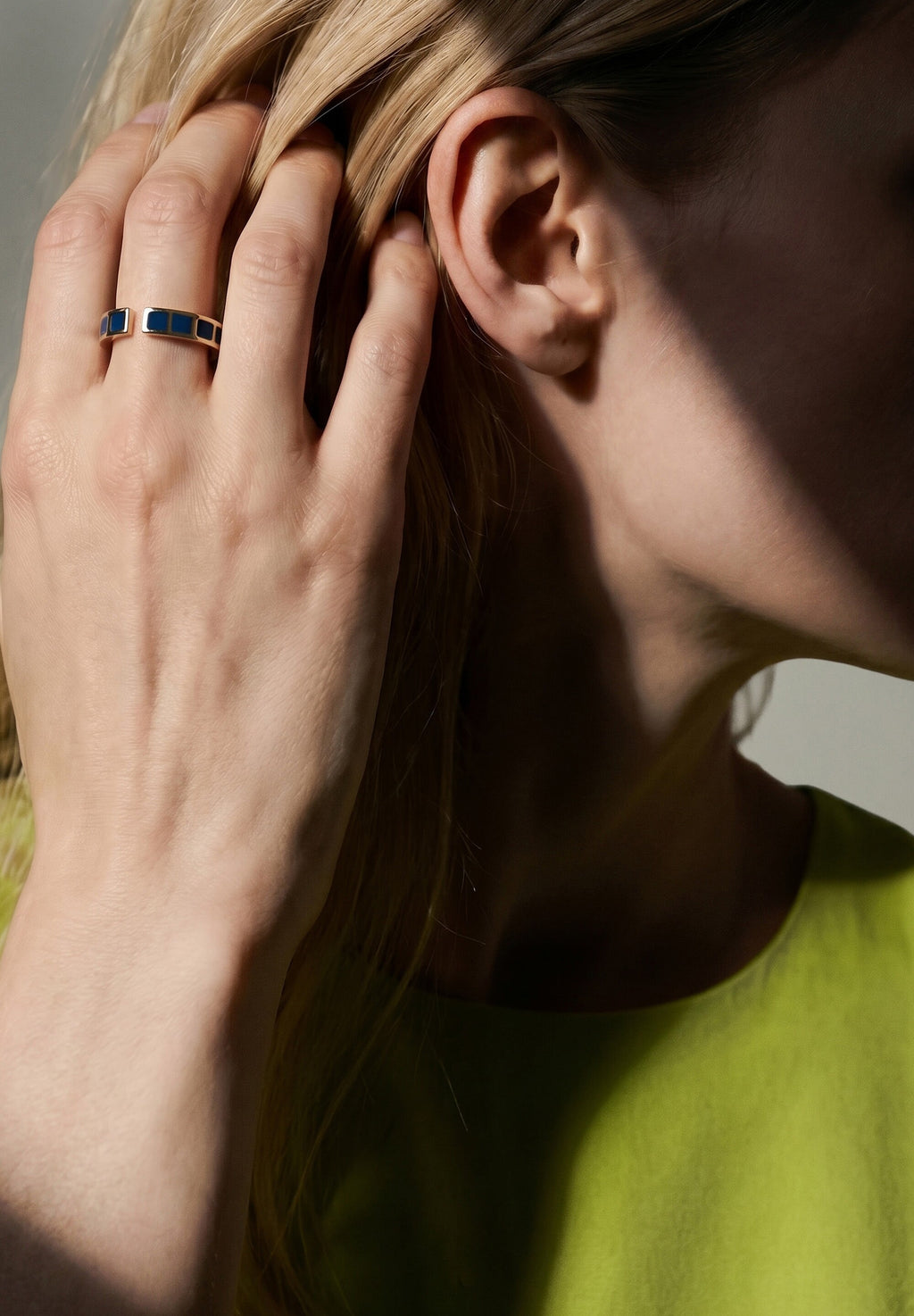 Monument ring small
