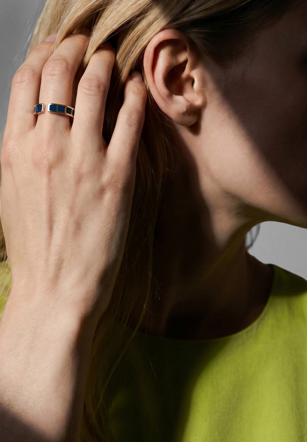 Monument ring small