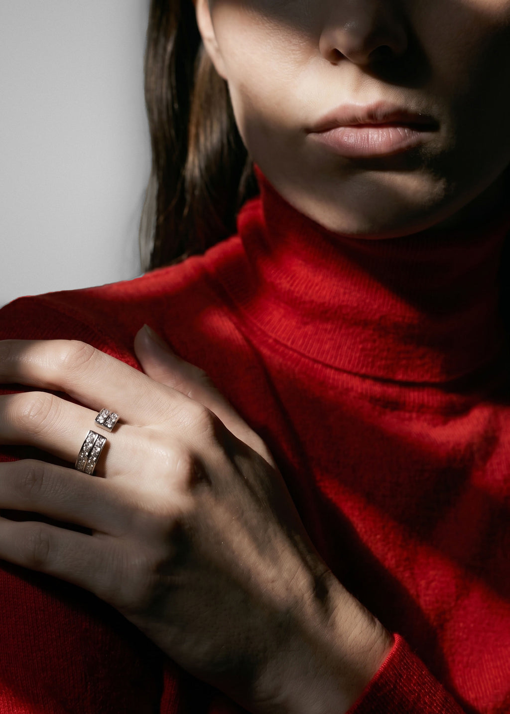 'C' ring medium