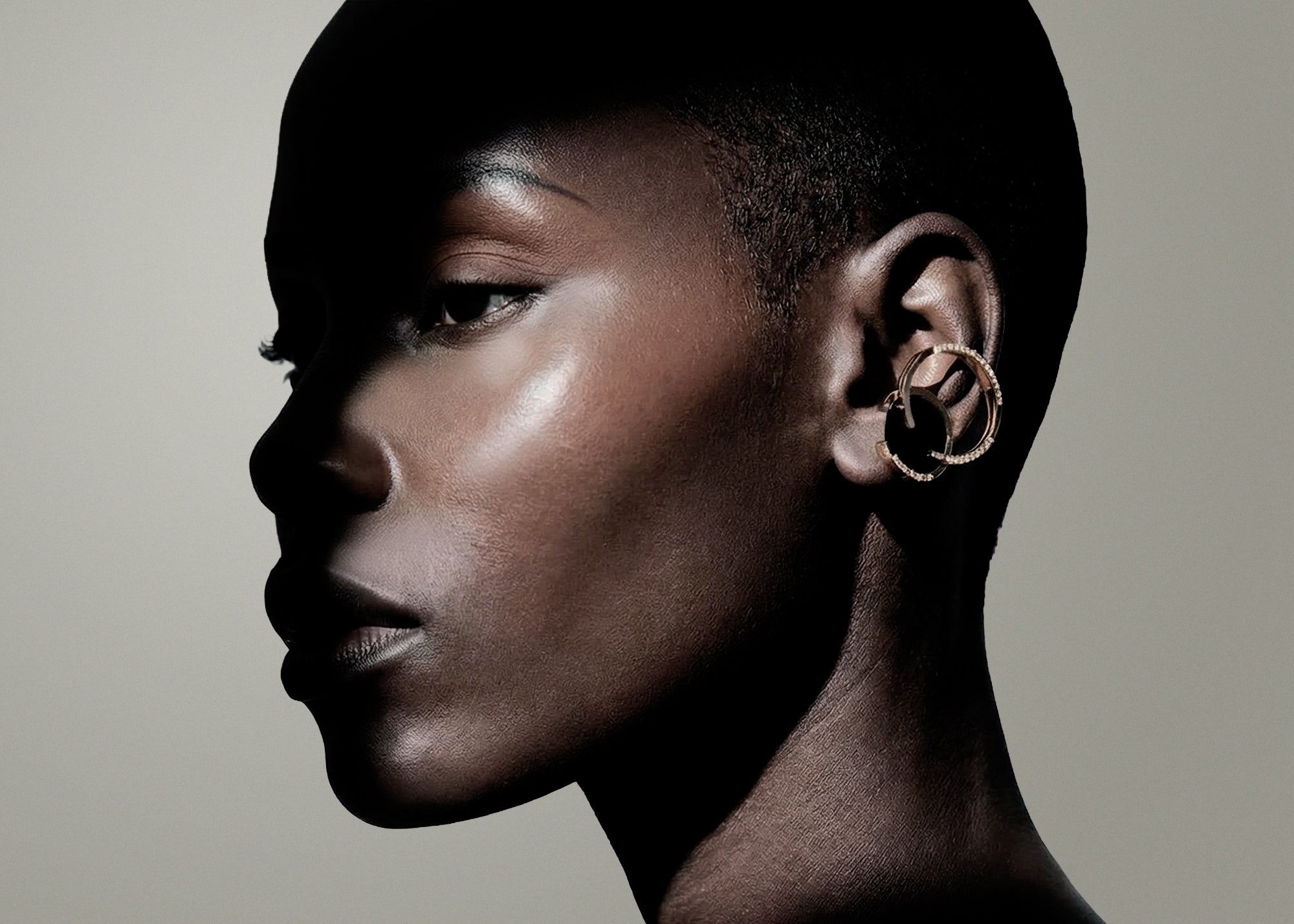 Volume Earring Mono