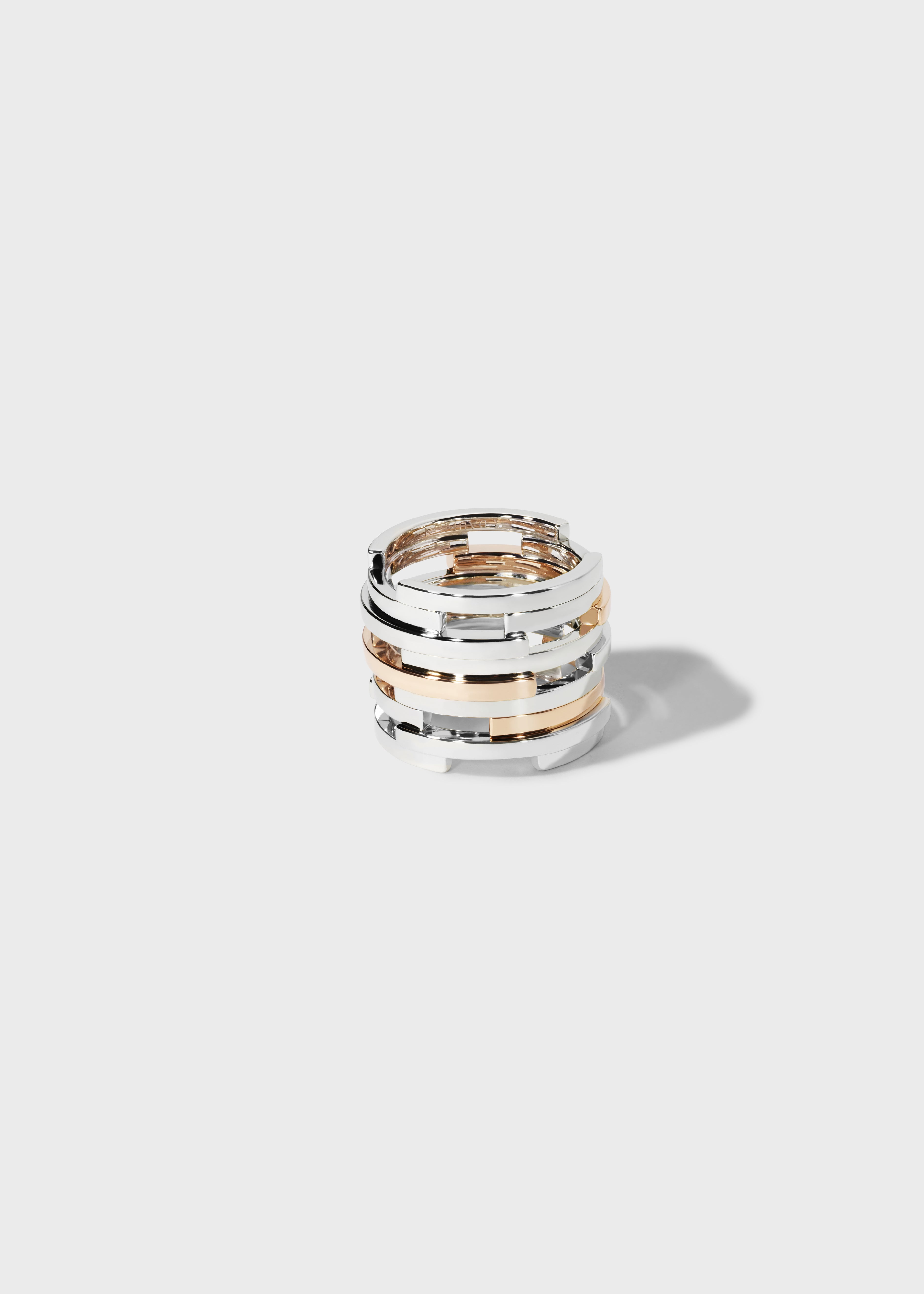 Volume ring Yellow Gold