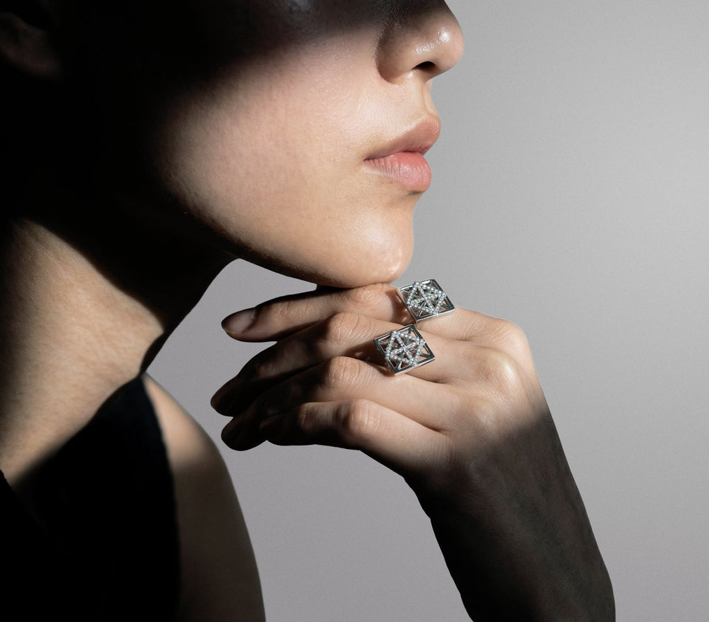 Collection I double ring