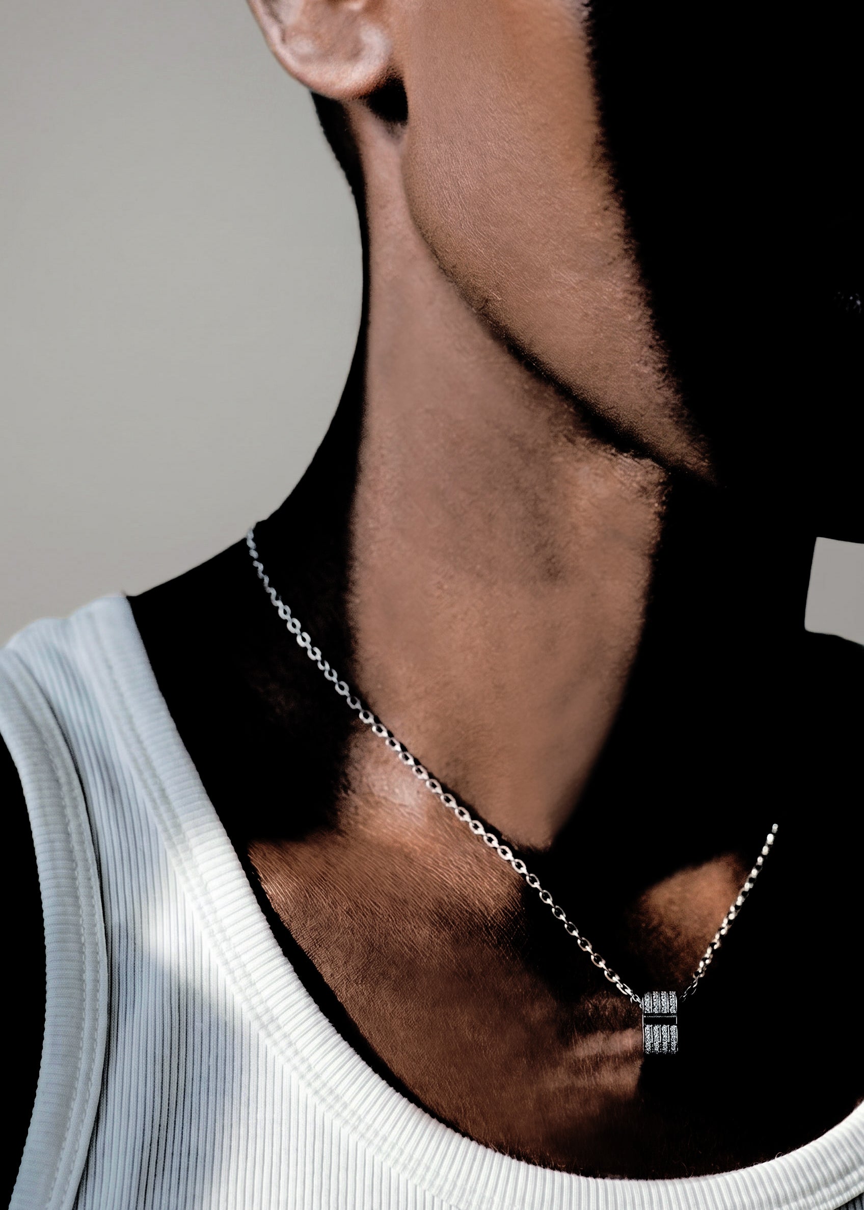 Monument necklace small