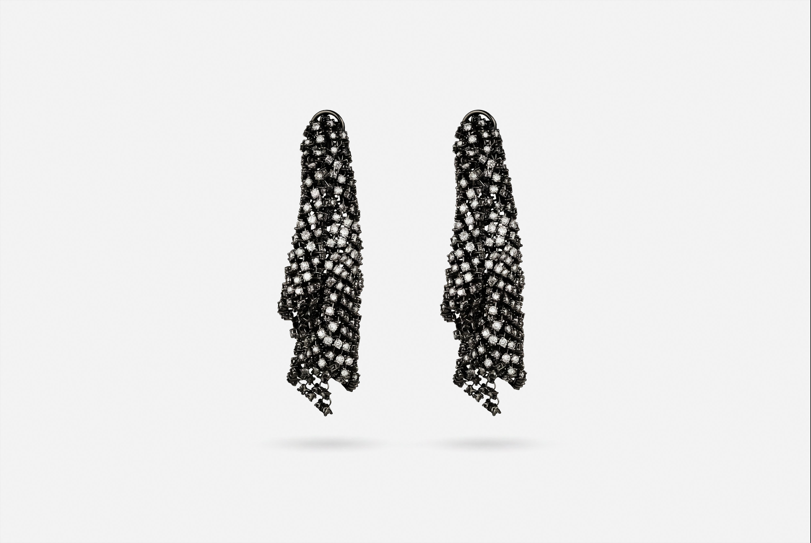 Fluid earrings small