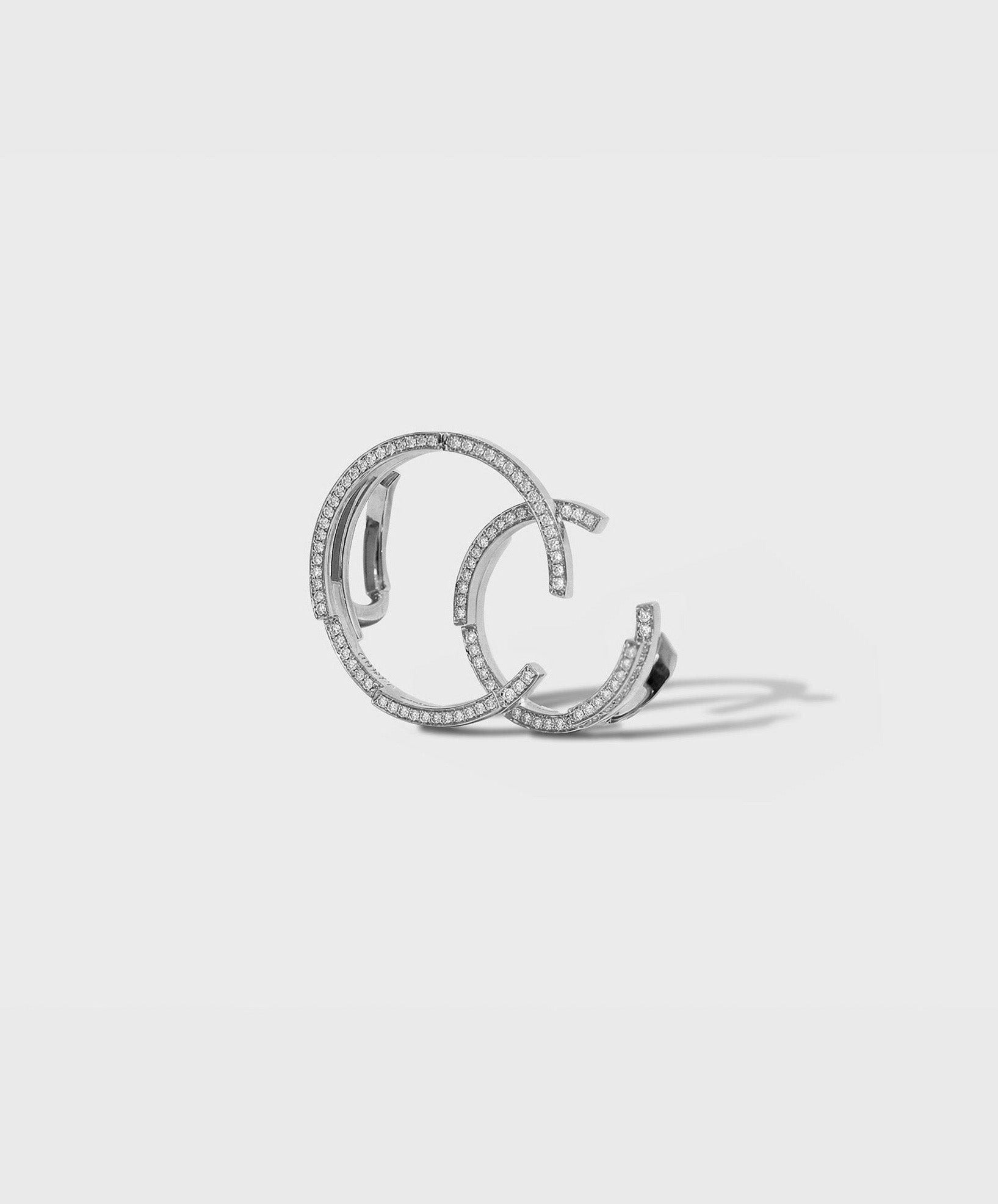 VOLUME EARRING MONO