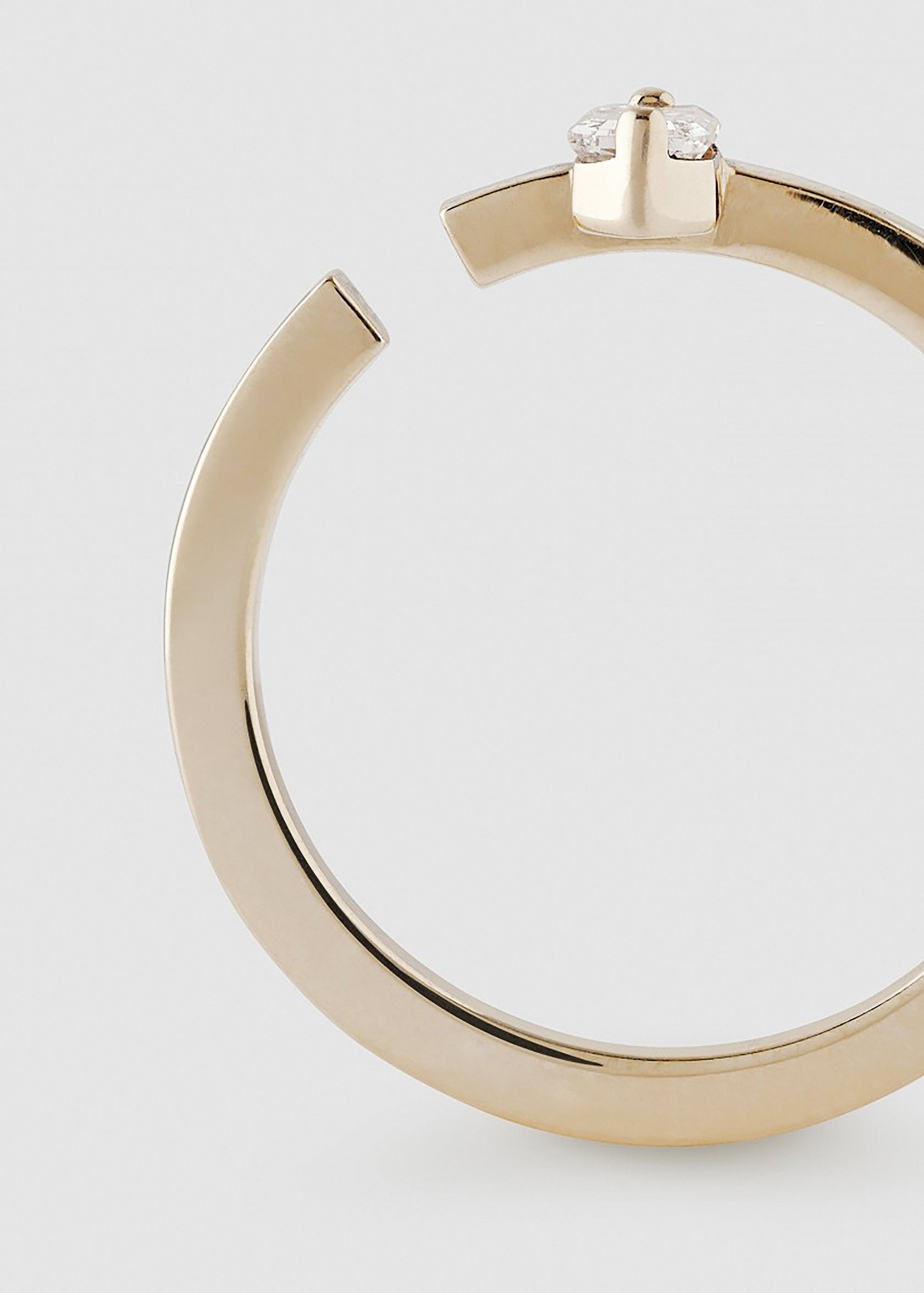 Disruptive engagement ring 1 row - view 4 - Dauphin