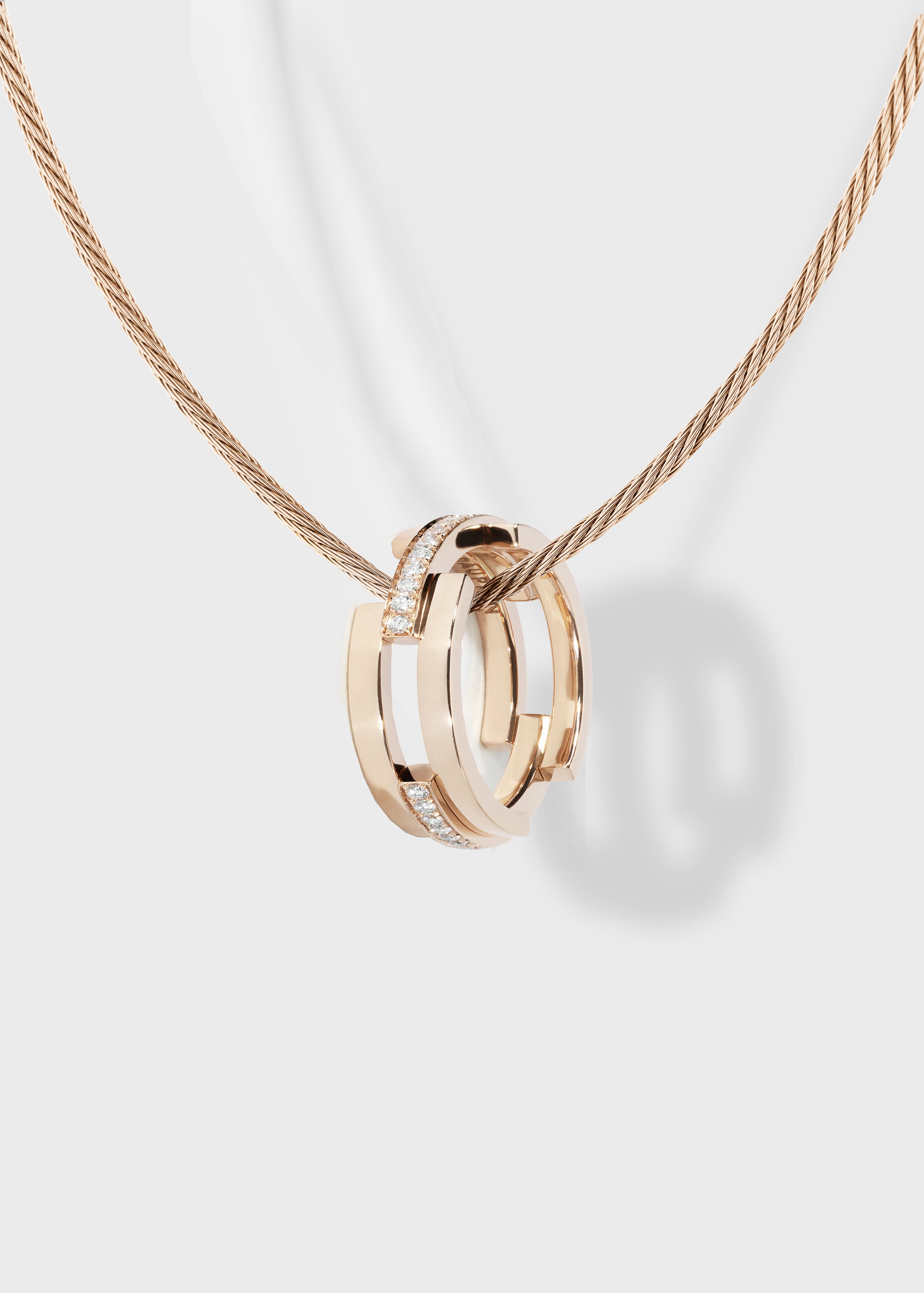 Volume pendant Yellow Gold