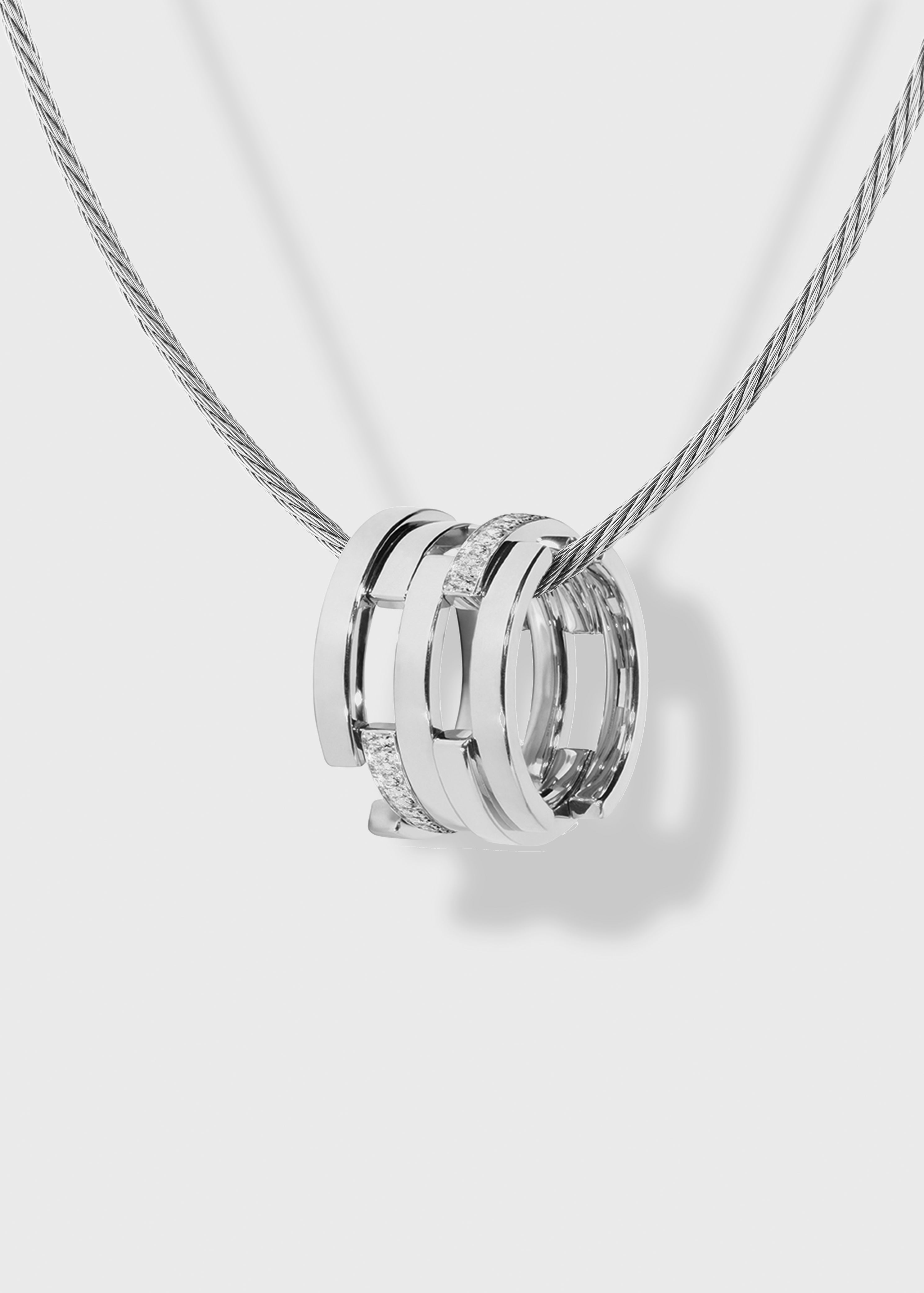 Volume pendant White Gold