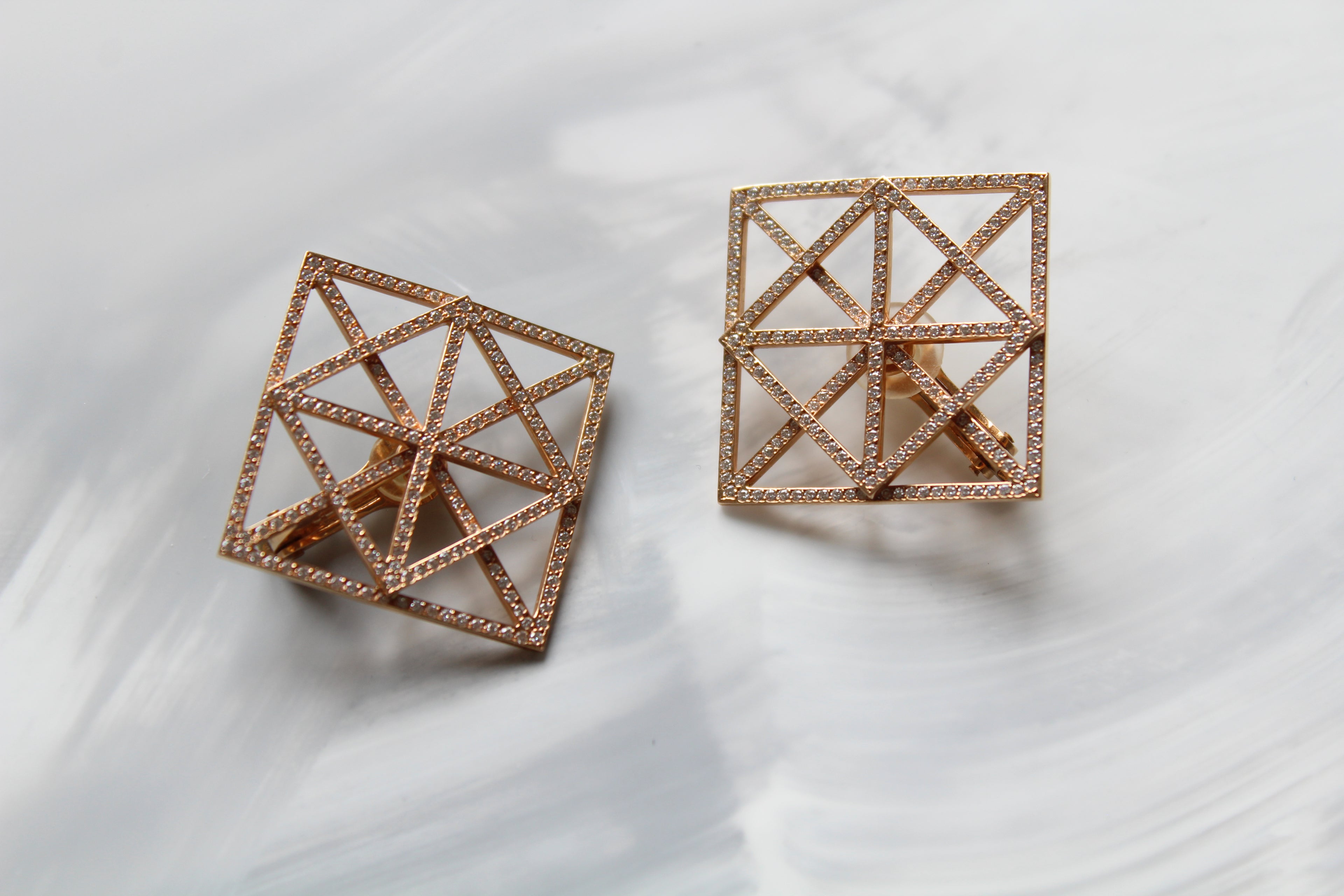 PP EARRINGS - Dauphin