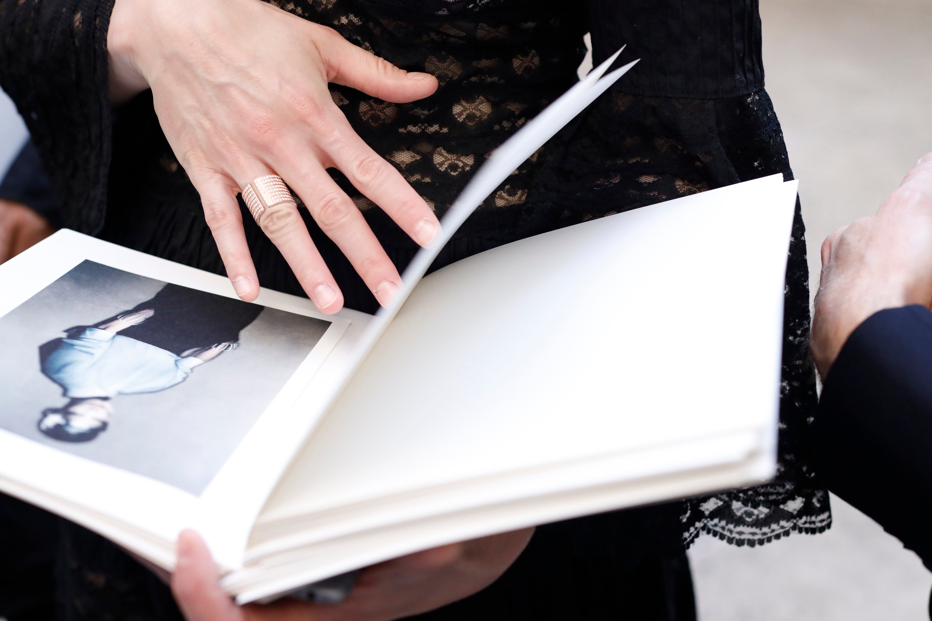 DAUPHIN X PAOLO ROVERSI BOOK - view 3 - Dauphin