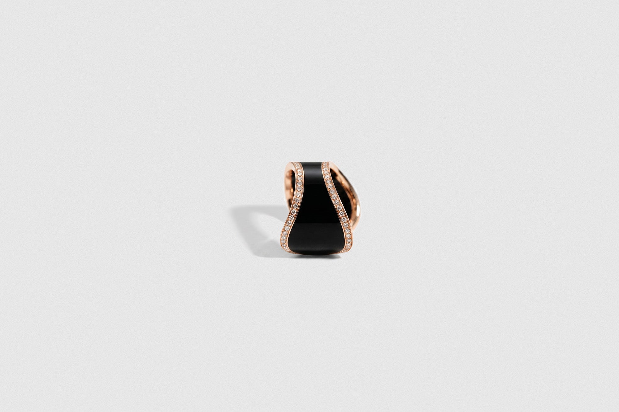 Serpentine ring small