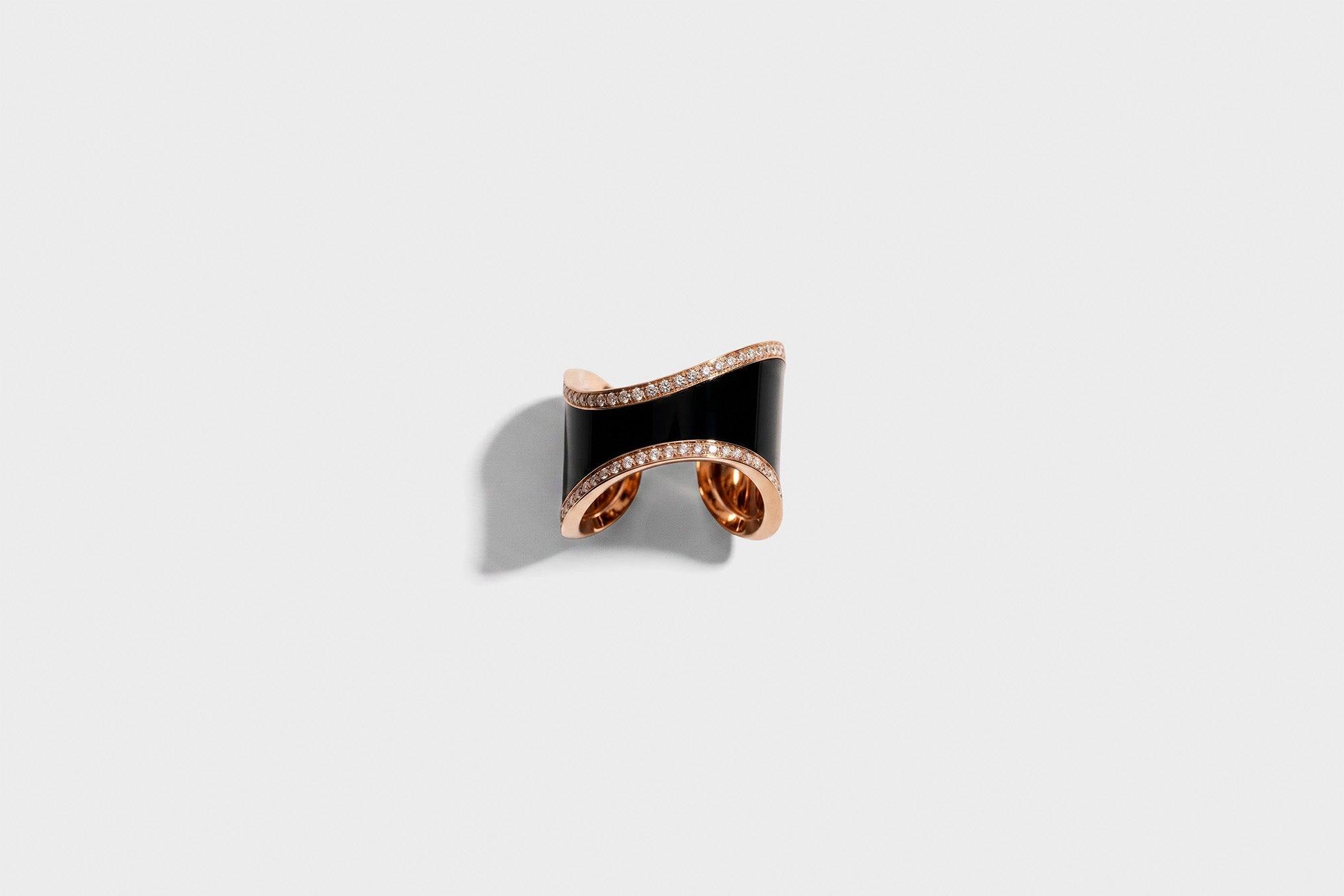 Serpentine ring small