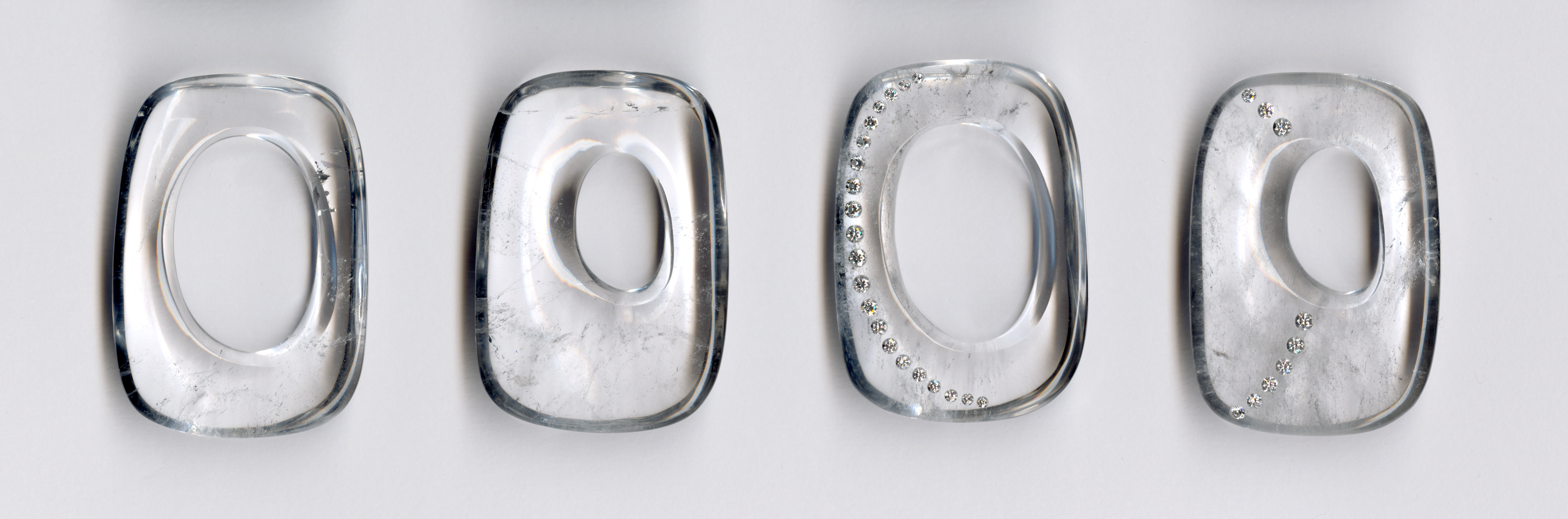 Ovoide crystal pieces