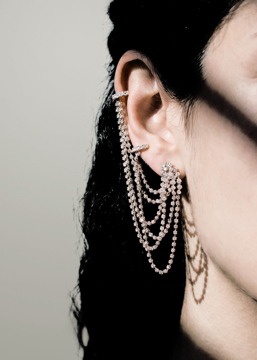 Parabole single earring 5 lines