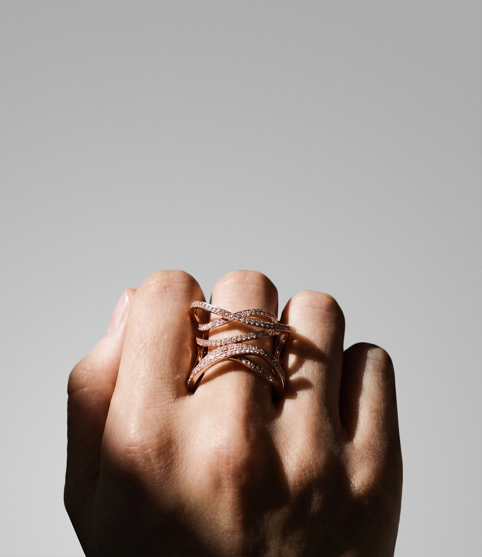 Serpentine ring large
