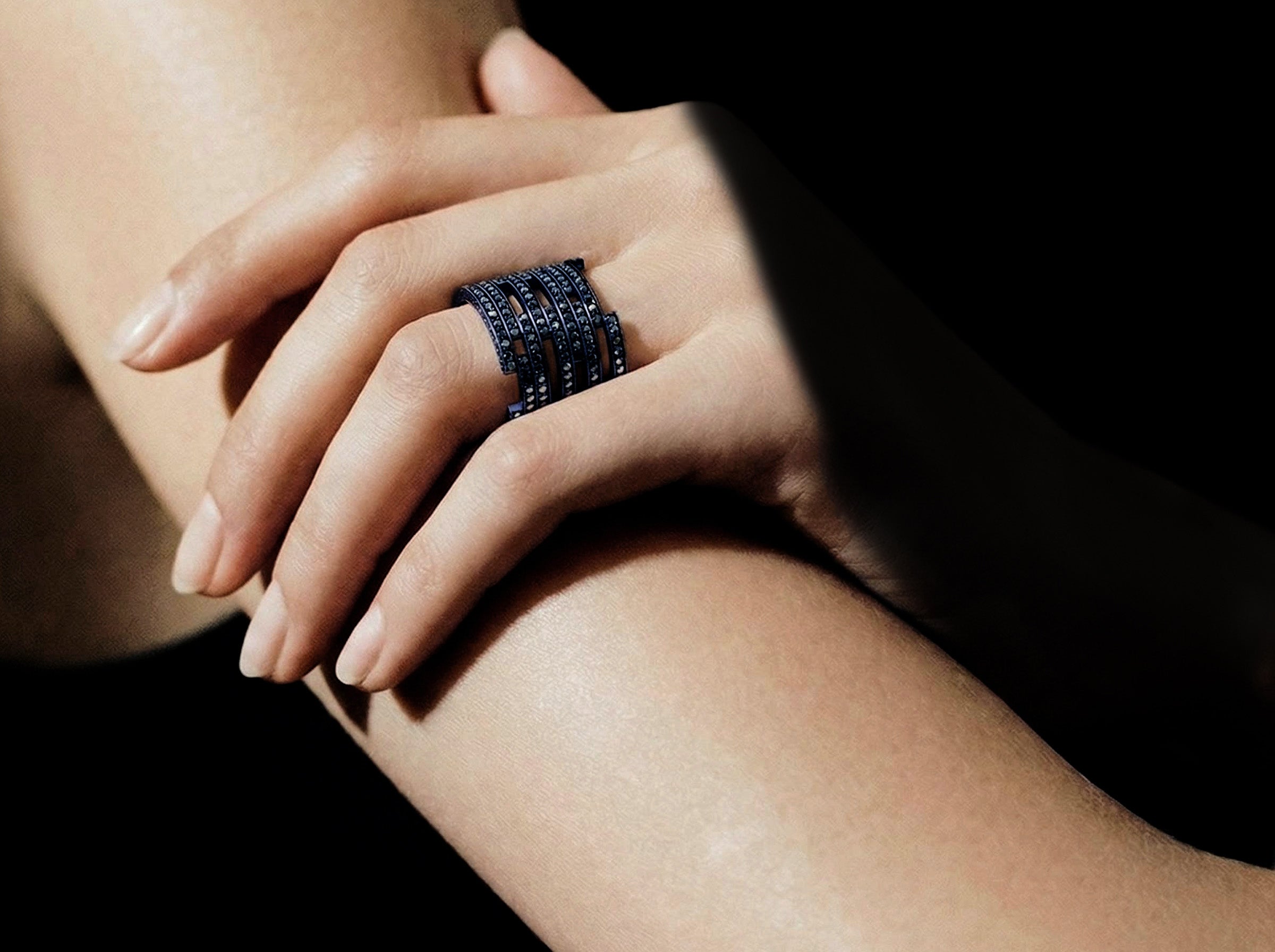 'C' ring 9 rows