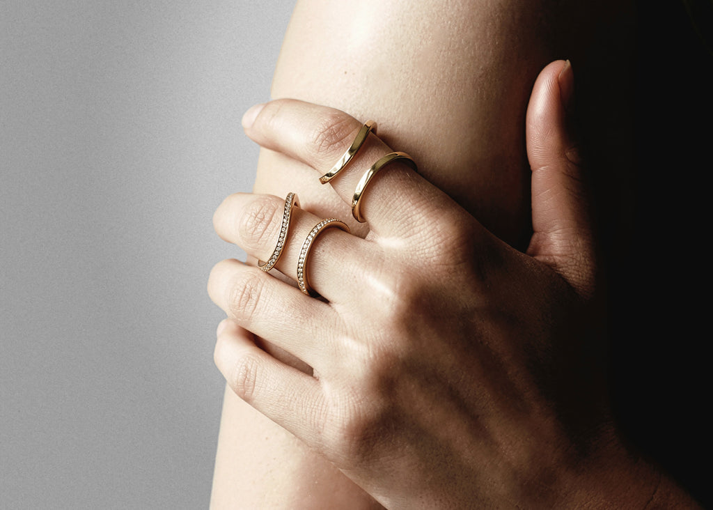 Serpentine ring small