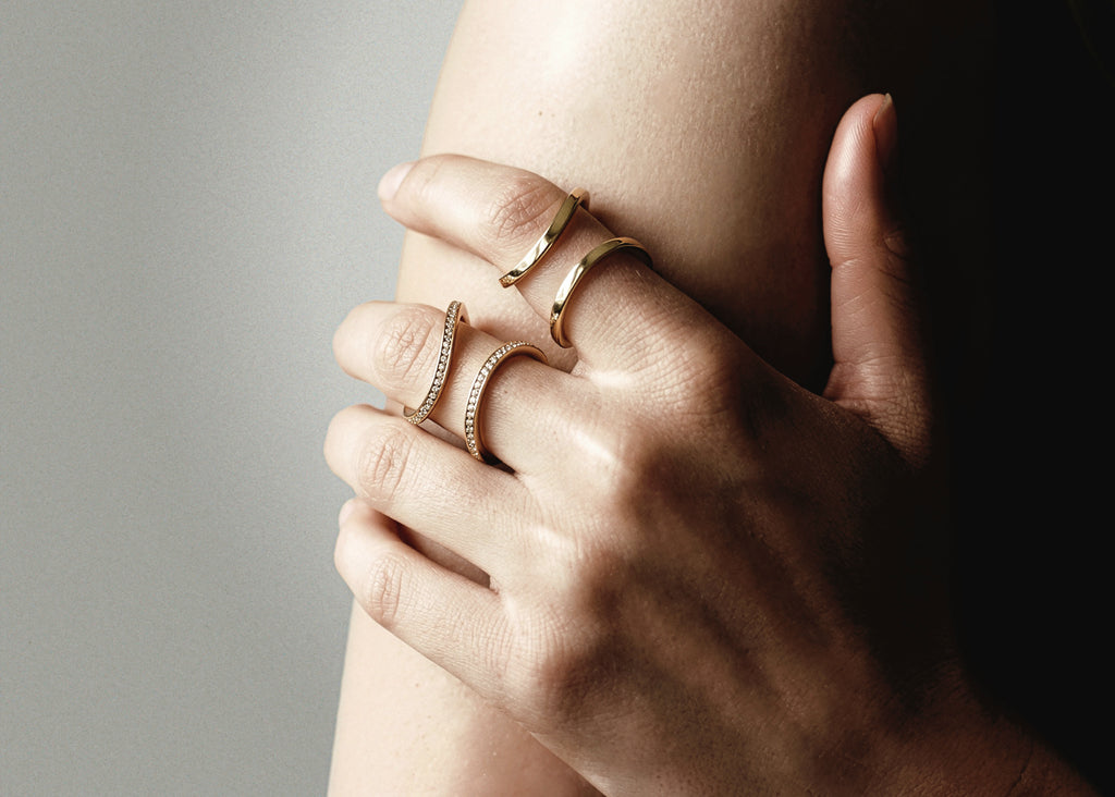 Serpentine ring small