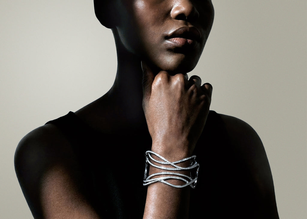 Serpentine cuff