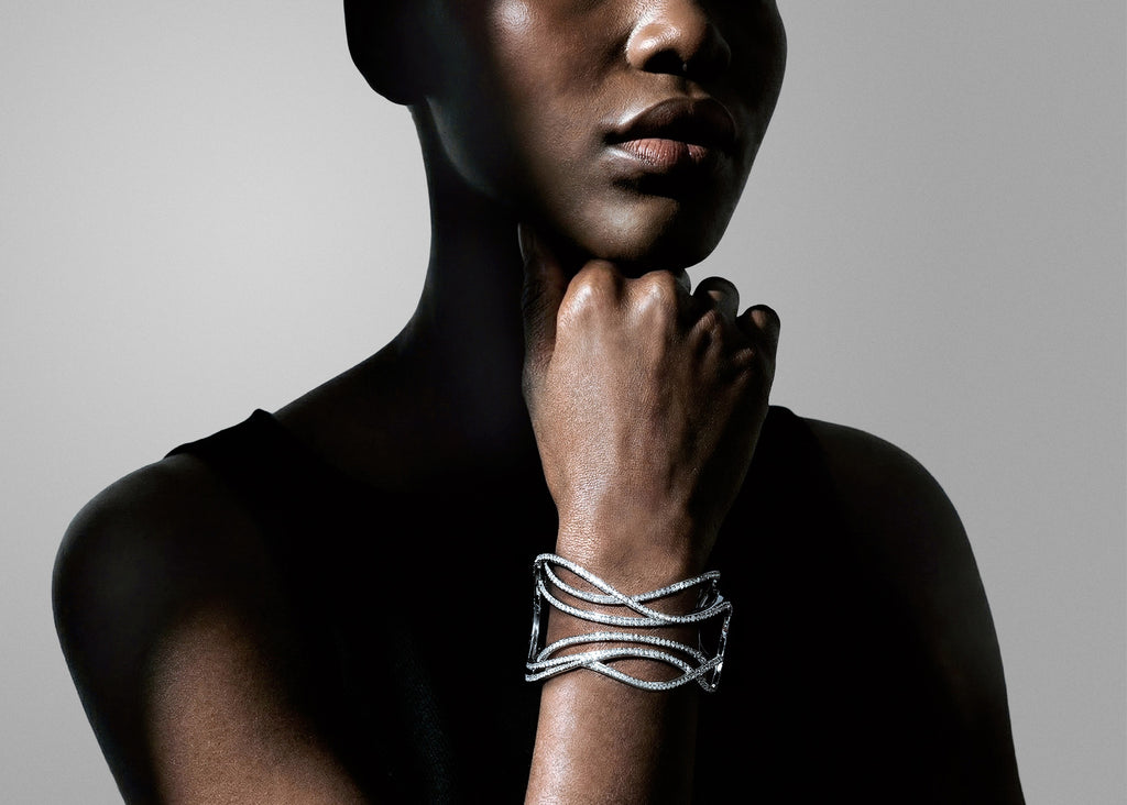 Serpentine cuff